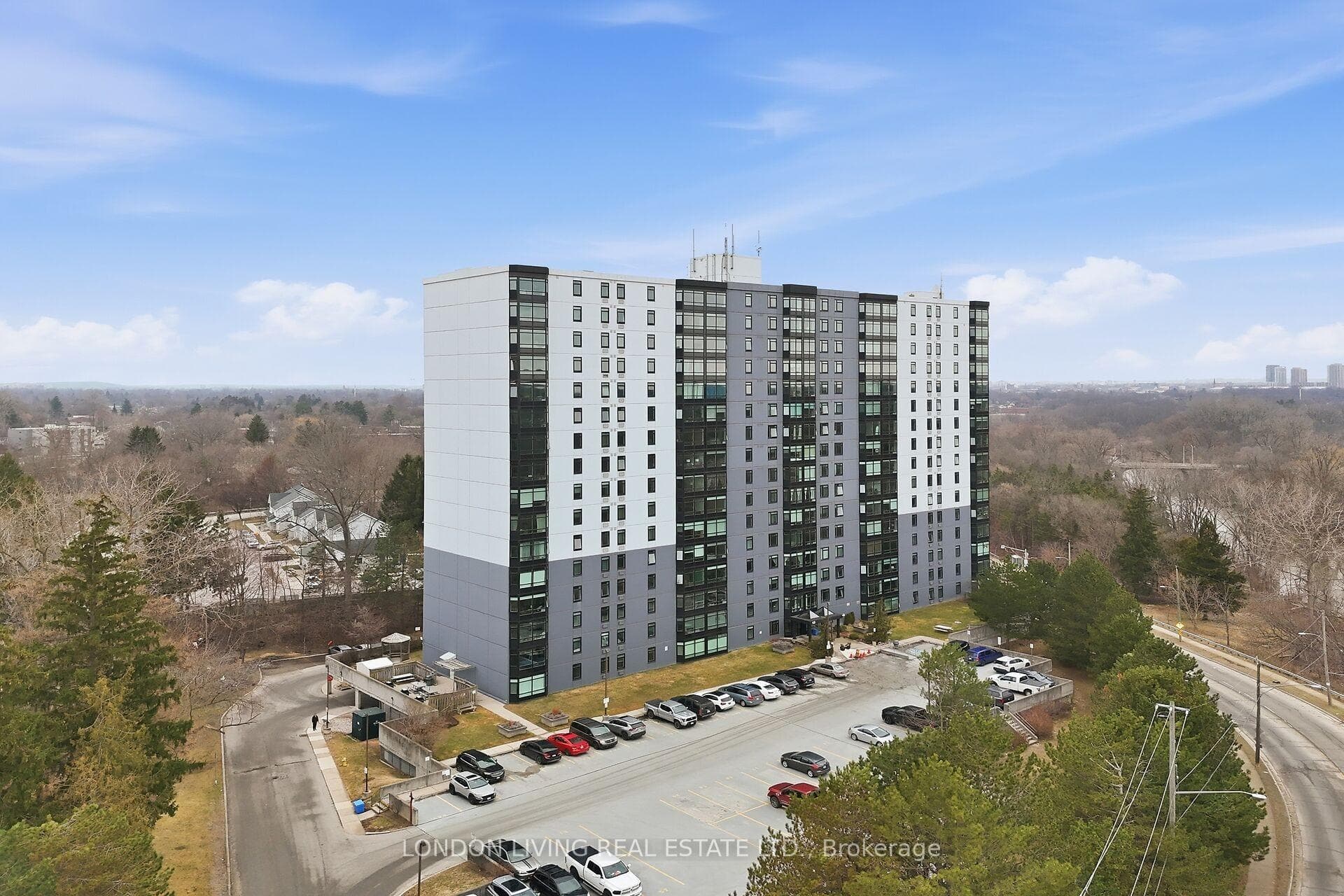 45 Pond Mills Road Unit 709 photo 35