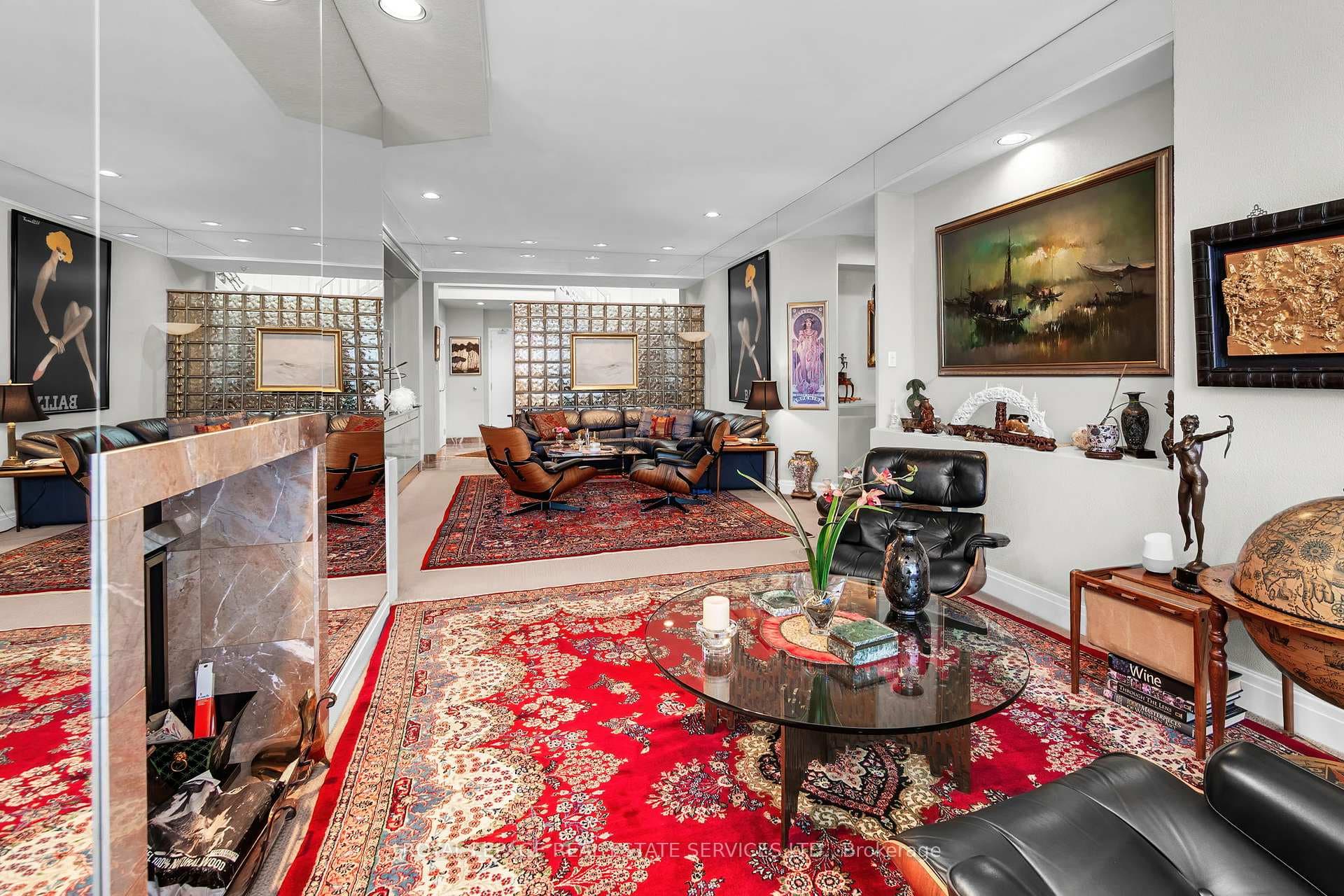 130 Carlton Street Unit PH5 photo 12