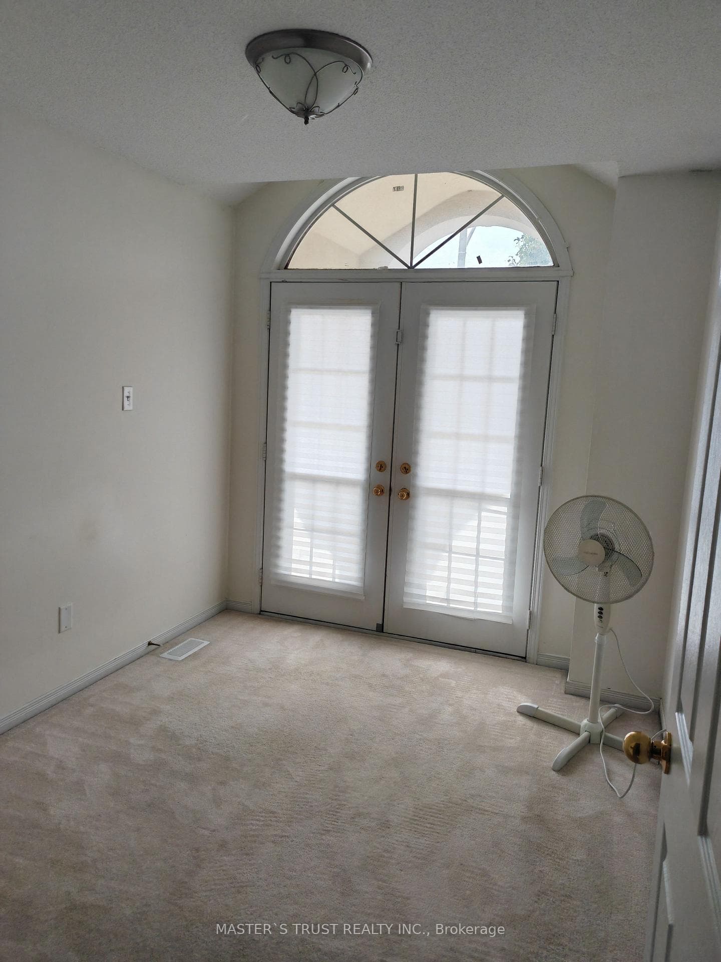 15 Big Hill Crescent photo 14
