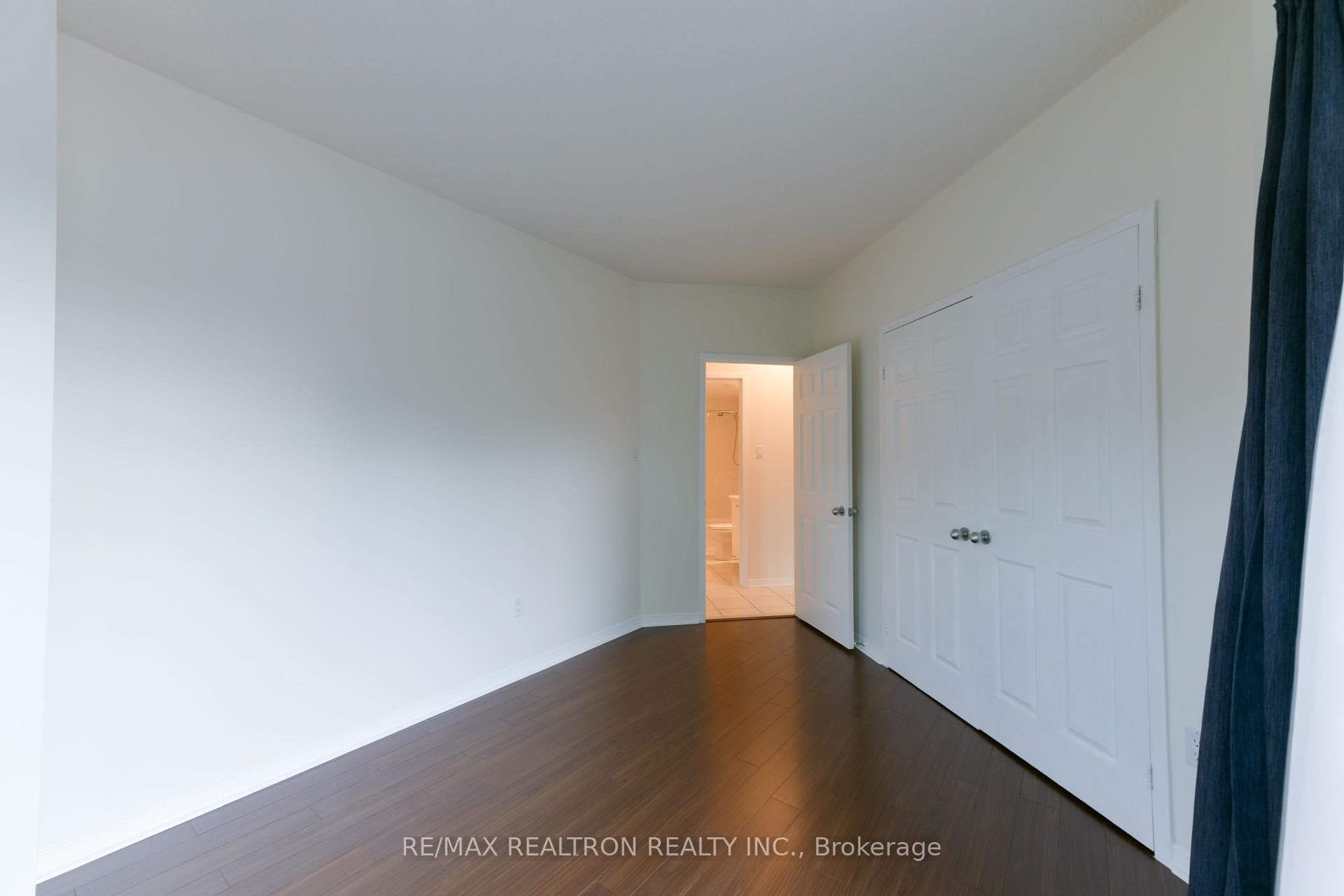 9 Chalmers Road Unit 107 photo 34