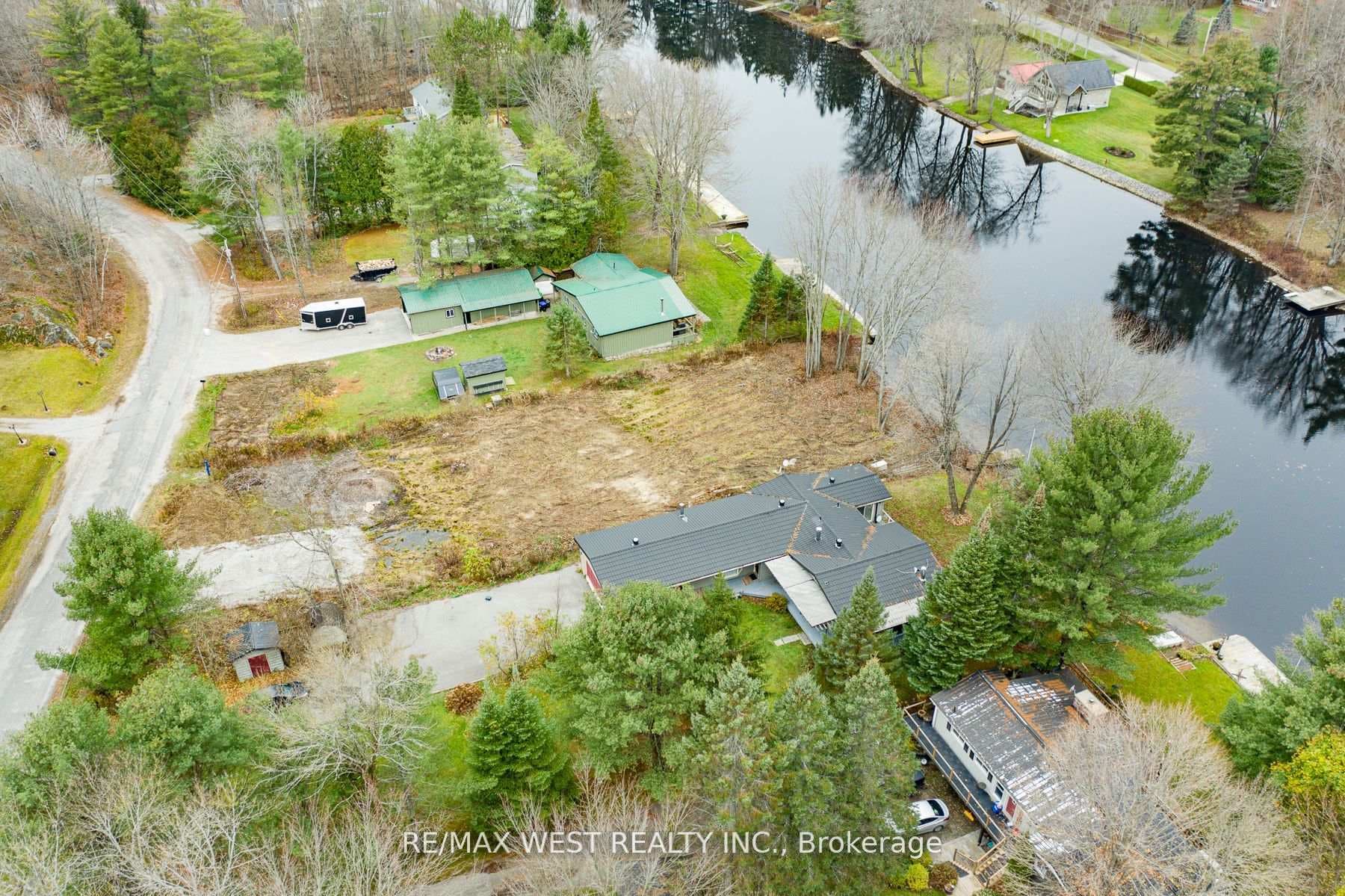 4594 Trent Trail photo 15