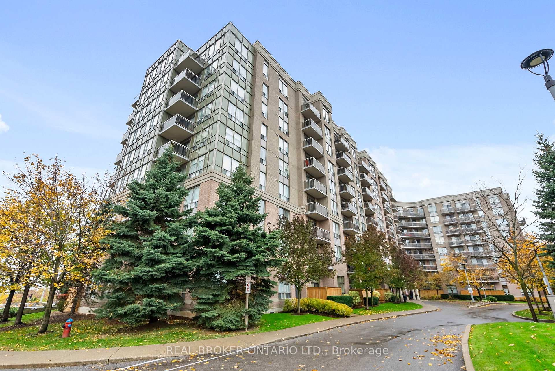 1720 Eglinton Avenue Unit 601 photo 1