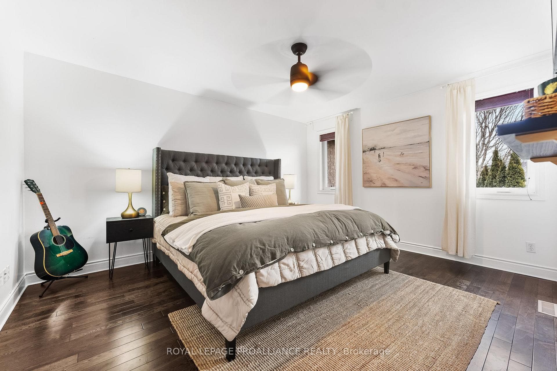 10 Cooper Court photo 16