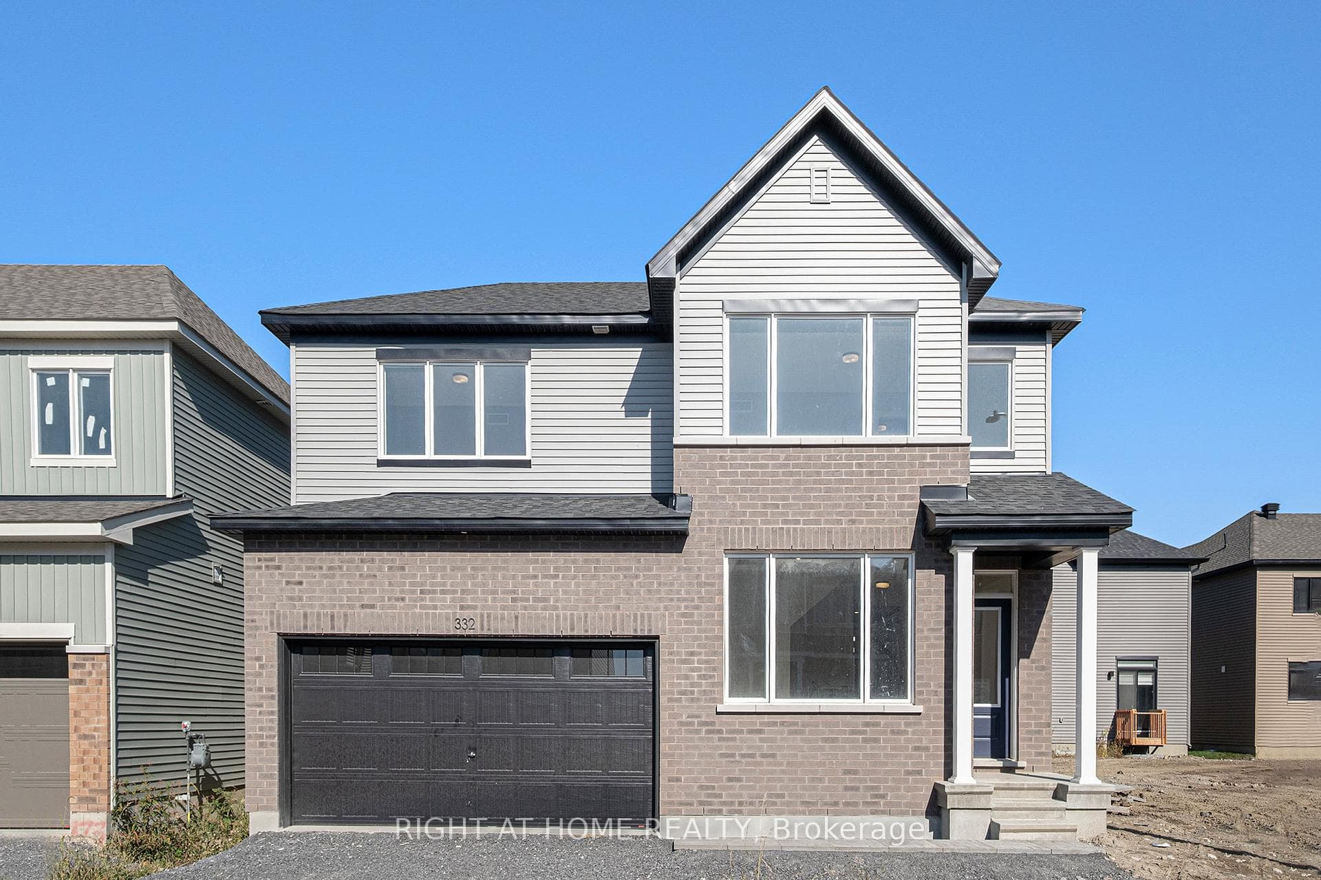 332 Peninsula Road photo 1