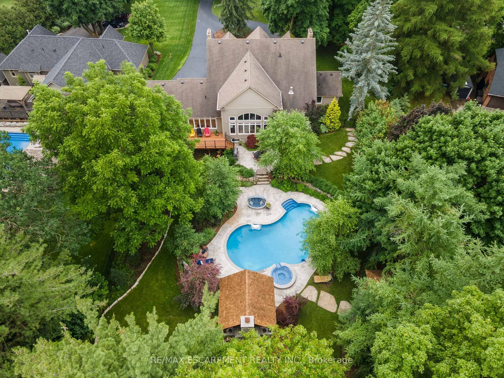 1464 Alderson Road photo 34