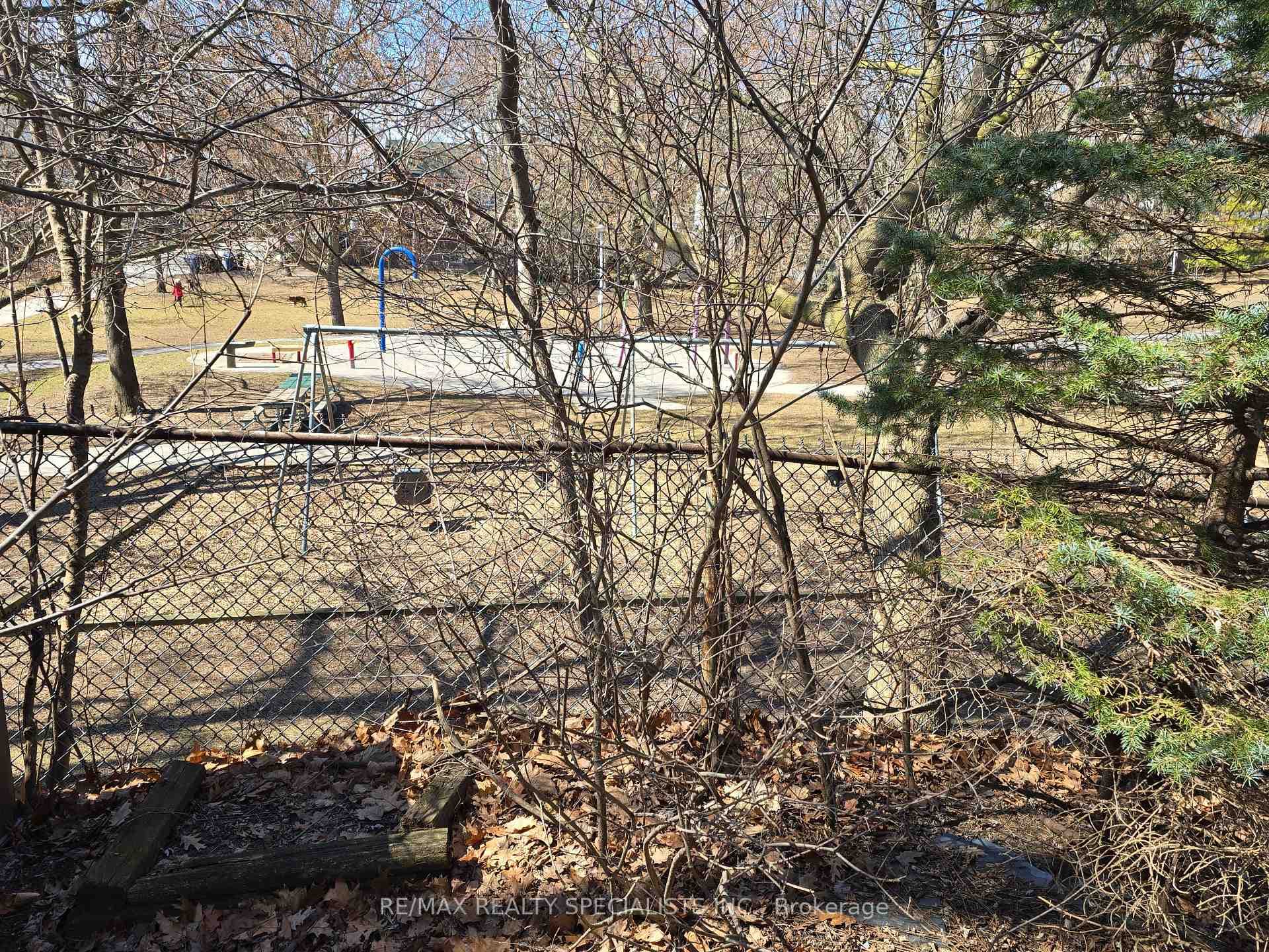 118 Brookside Drive photo 12