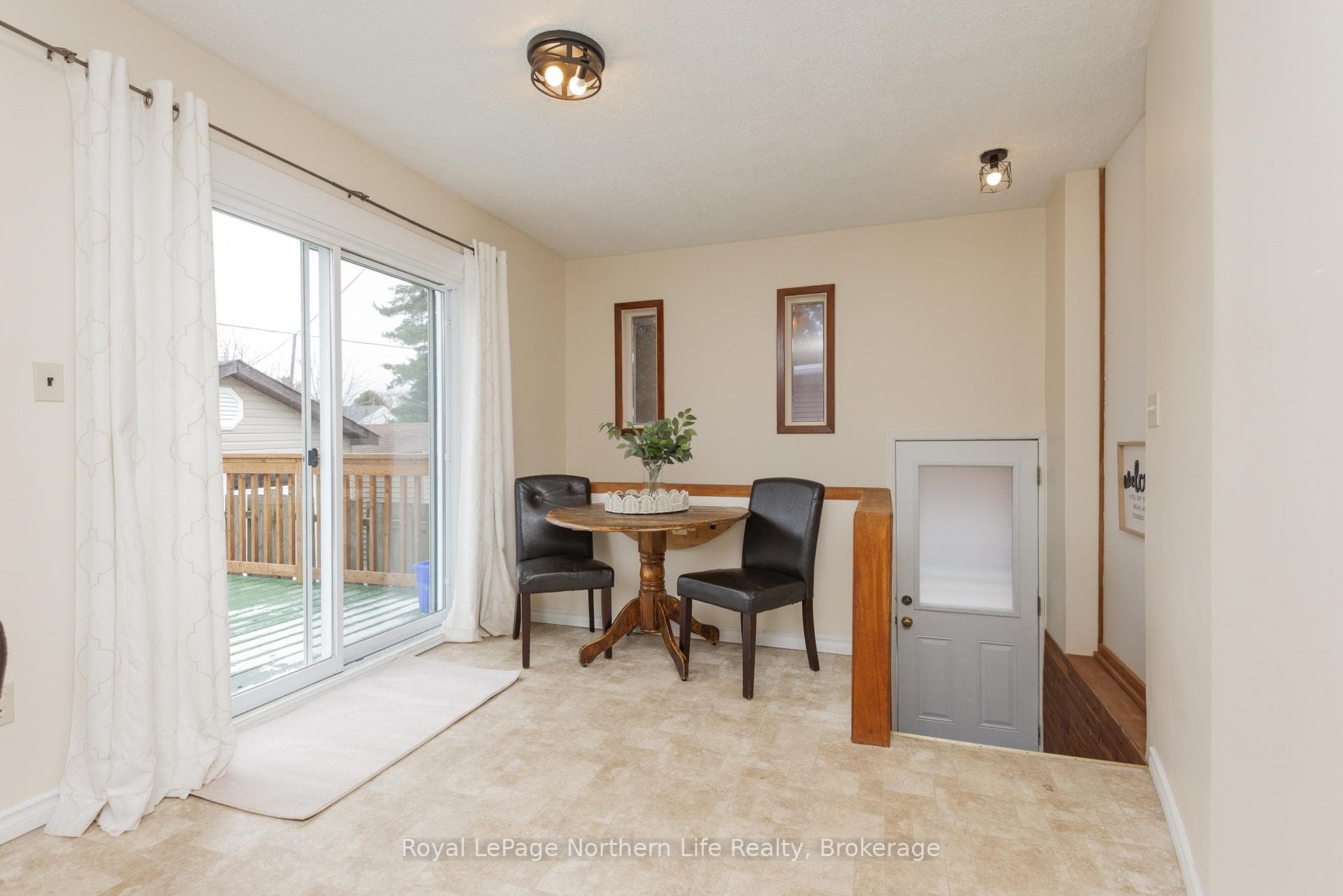 80 Lee Avenue photo 22