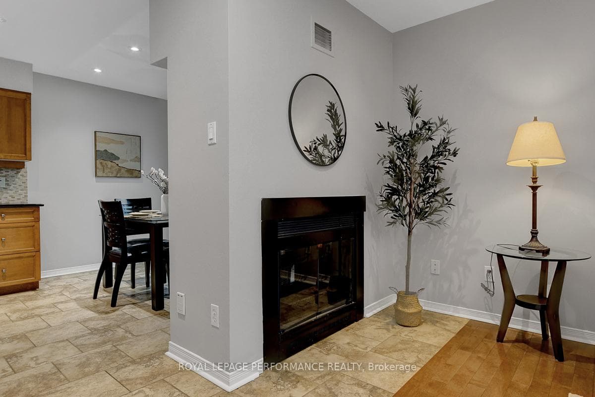19 Columbus Avenue photo 8