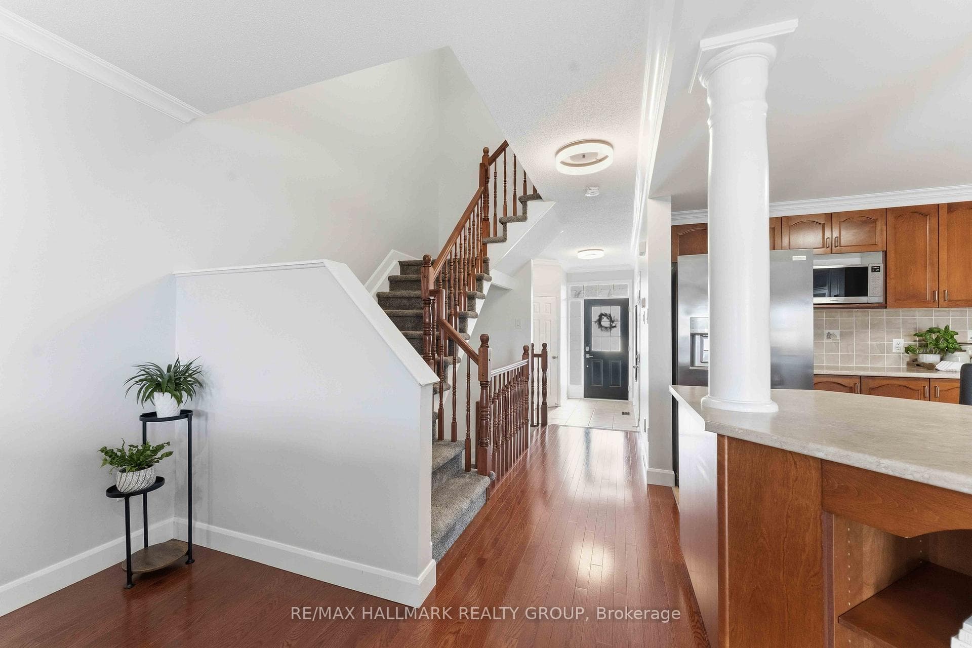 2034 Winsome Terrace photo 4