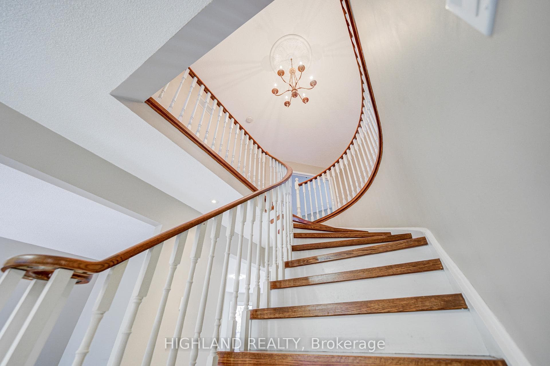 4369 Spinningdale Court photo 17