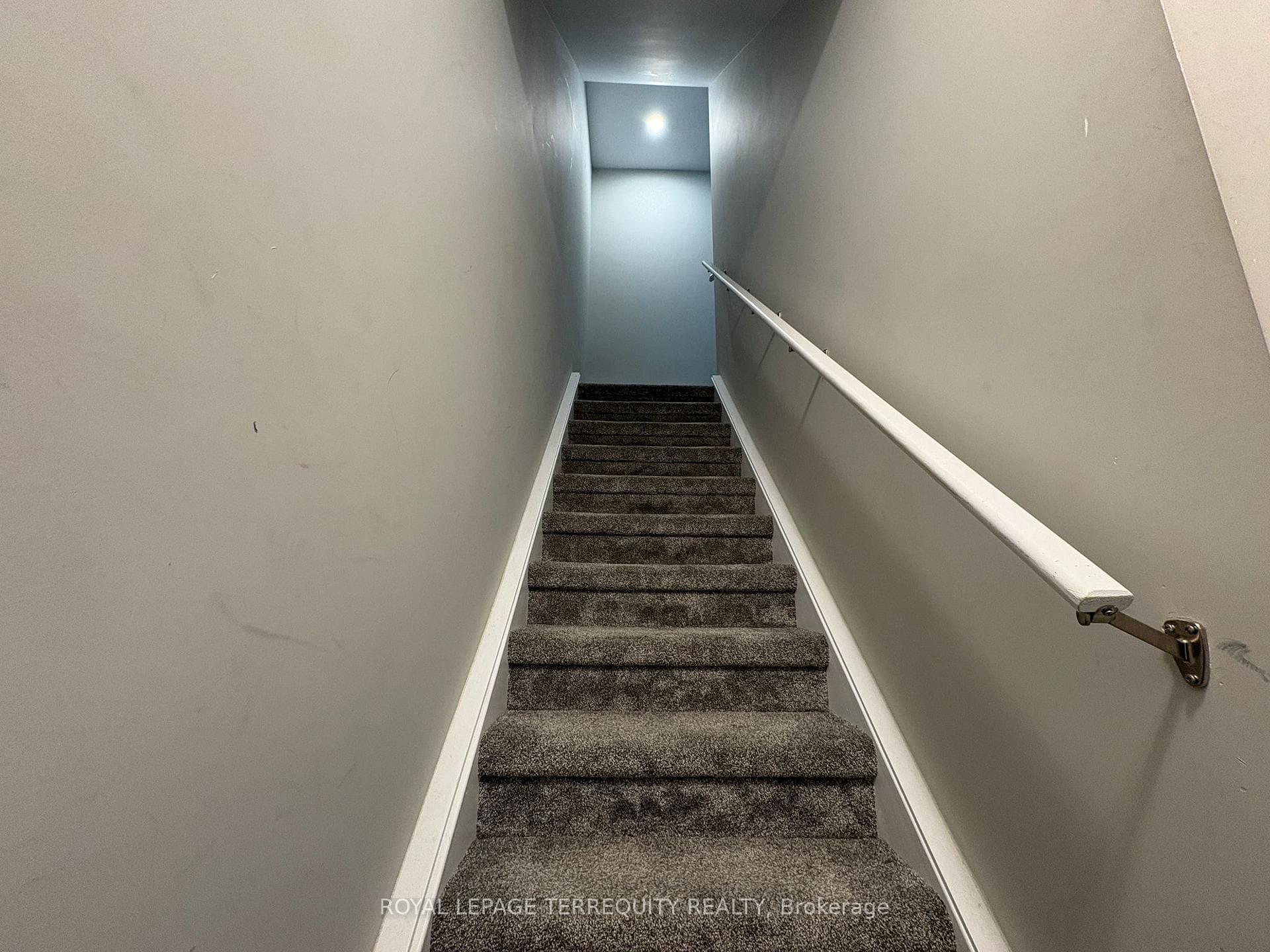 1331 Countrystone Drive Unit B12 photo 11