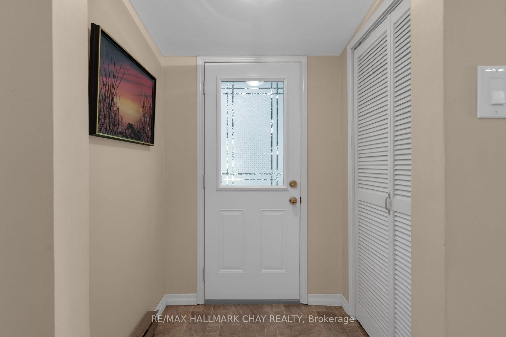 758 Pinegrove Avenue photo 18
