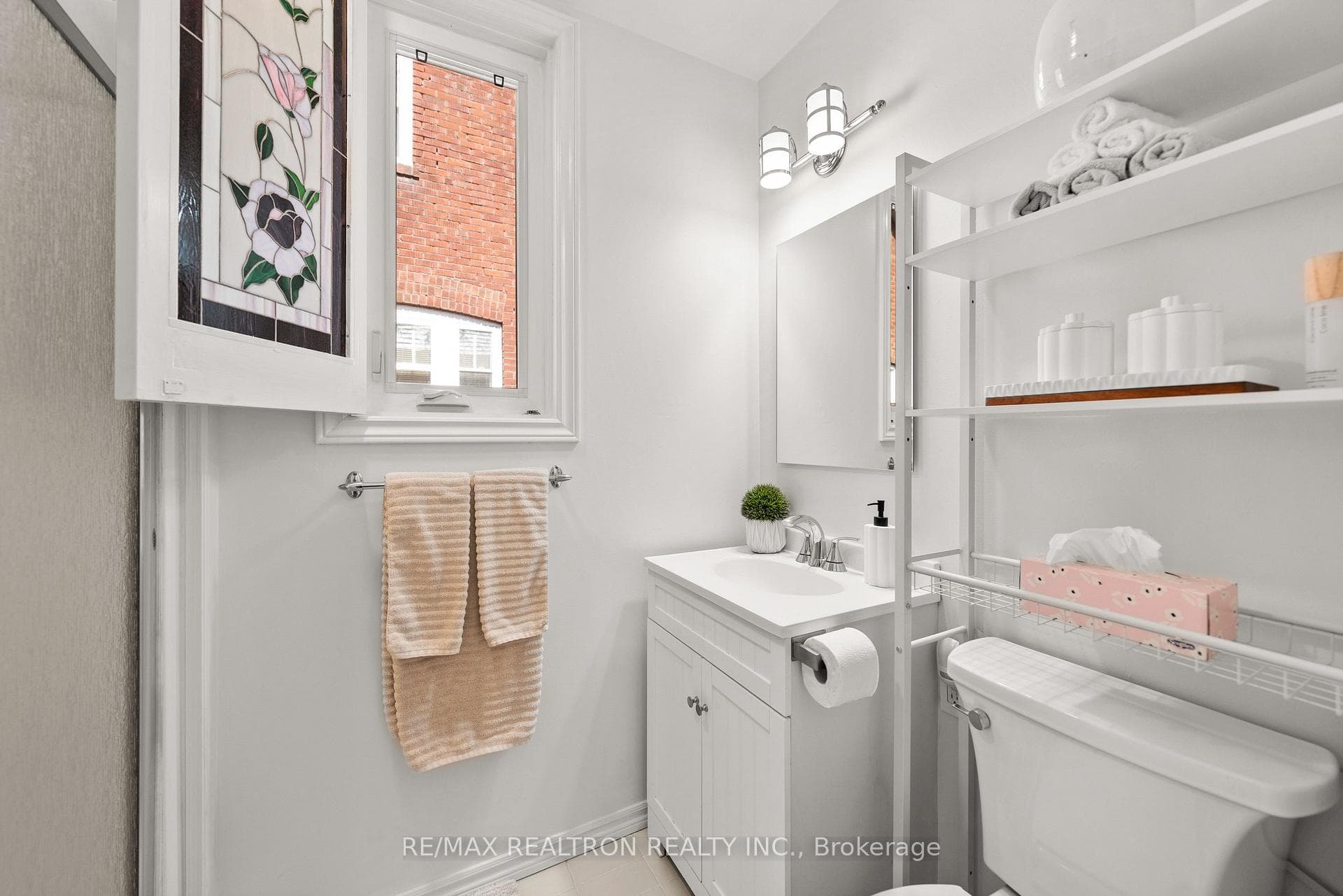 111 Fifth Street photo 19