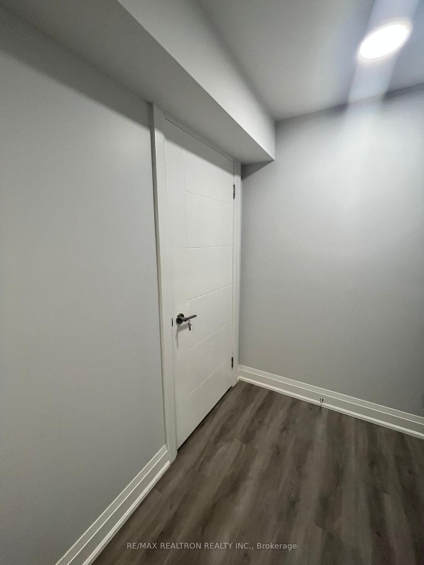 507 Autumn Hill Boulevard Unit Bsmt photo 21