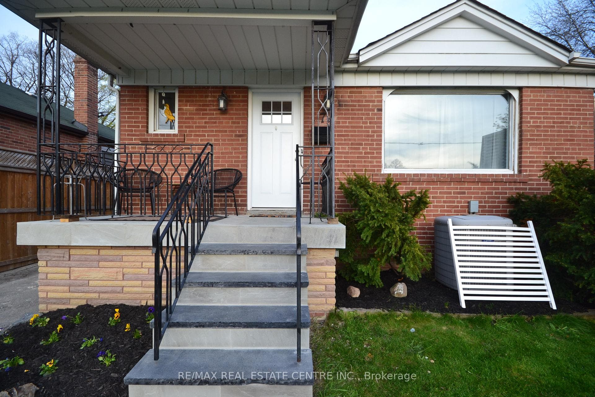 75 Cynthia Road photo 10