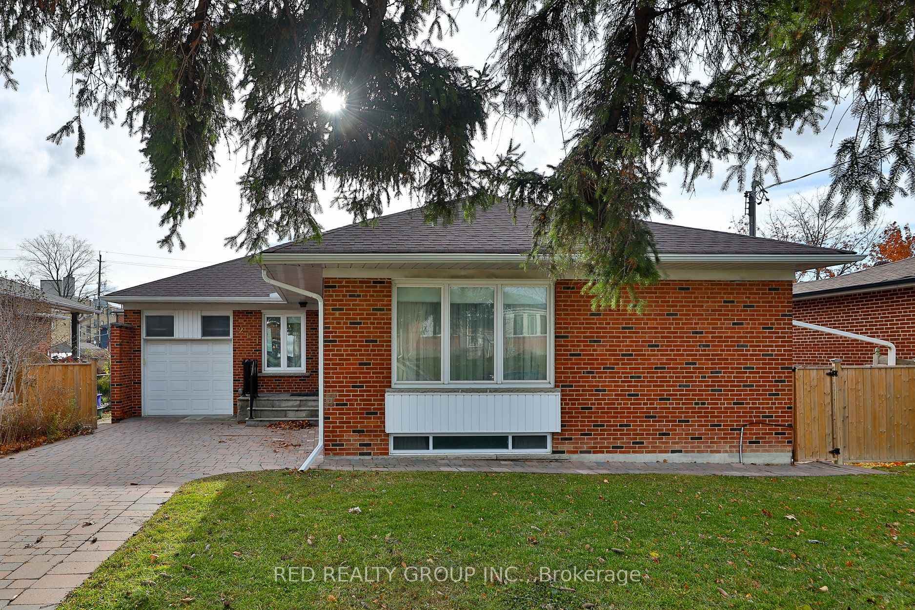 261 Epsom Downs Drive photo 1