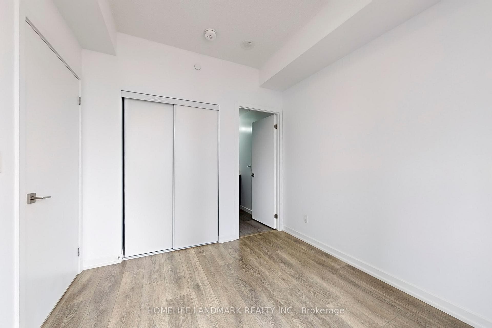 56 Forest Manor Road Unit 803 photo 15
