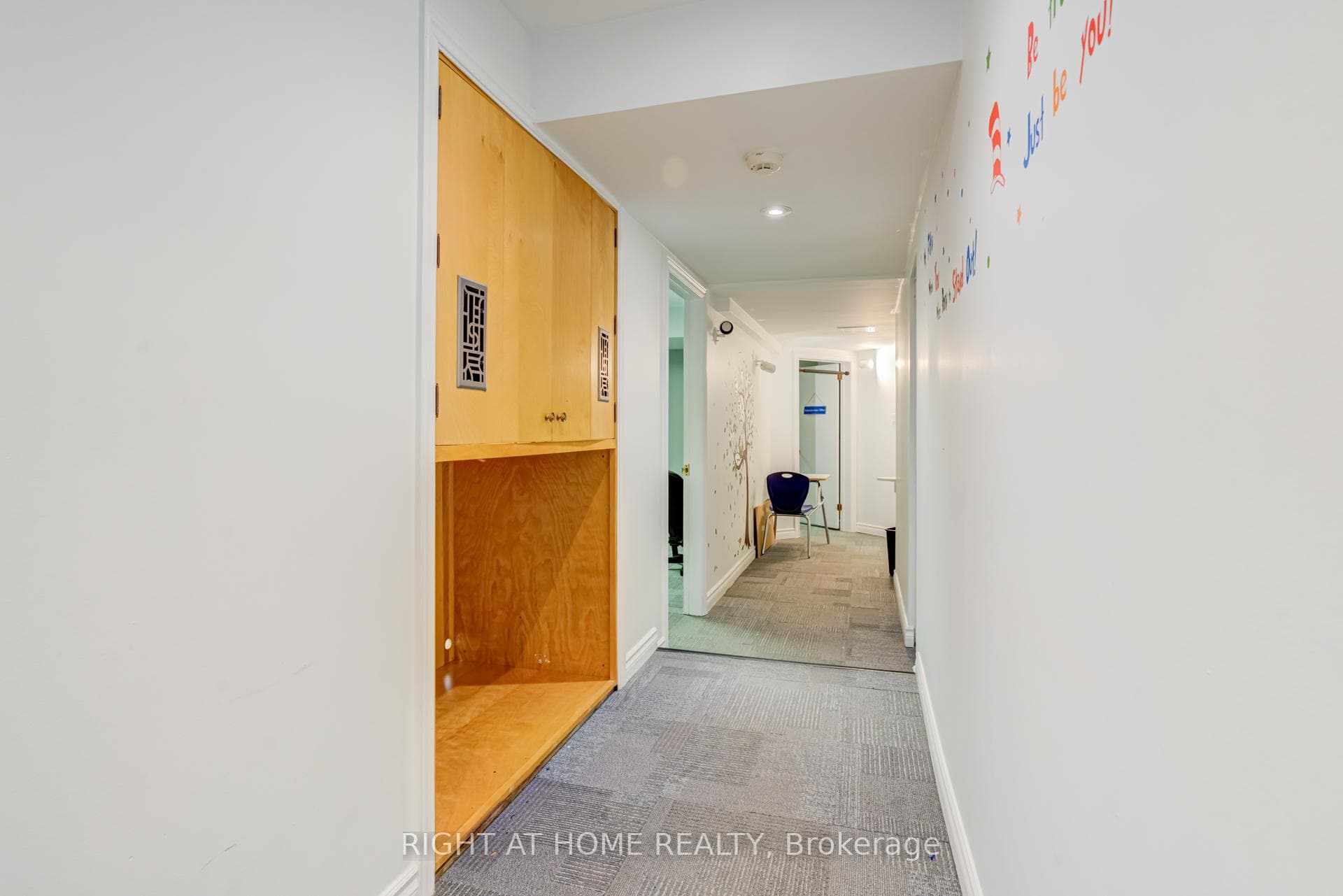 1 Rathburn Road Unit Lower Level photo 14