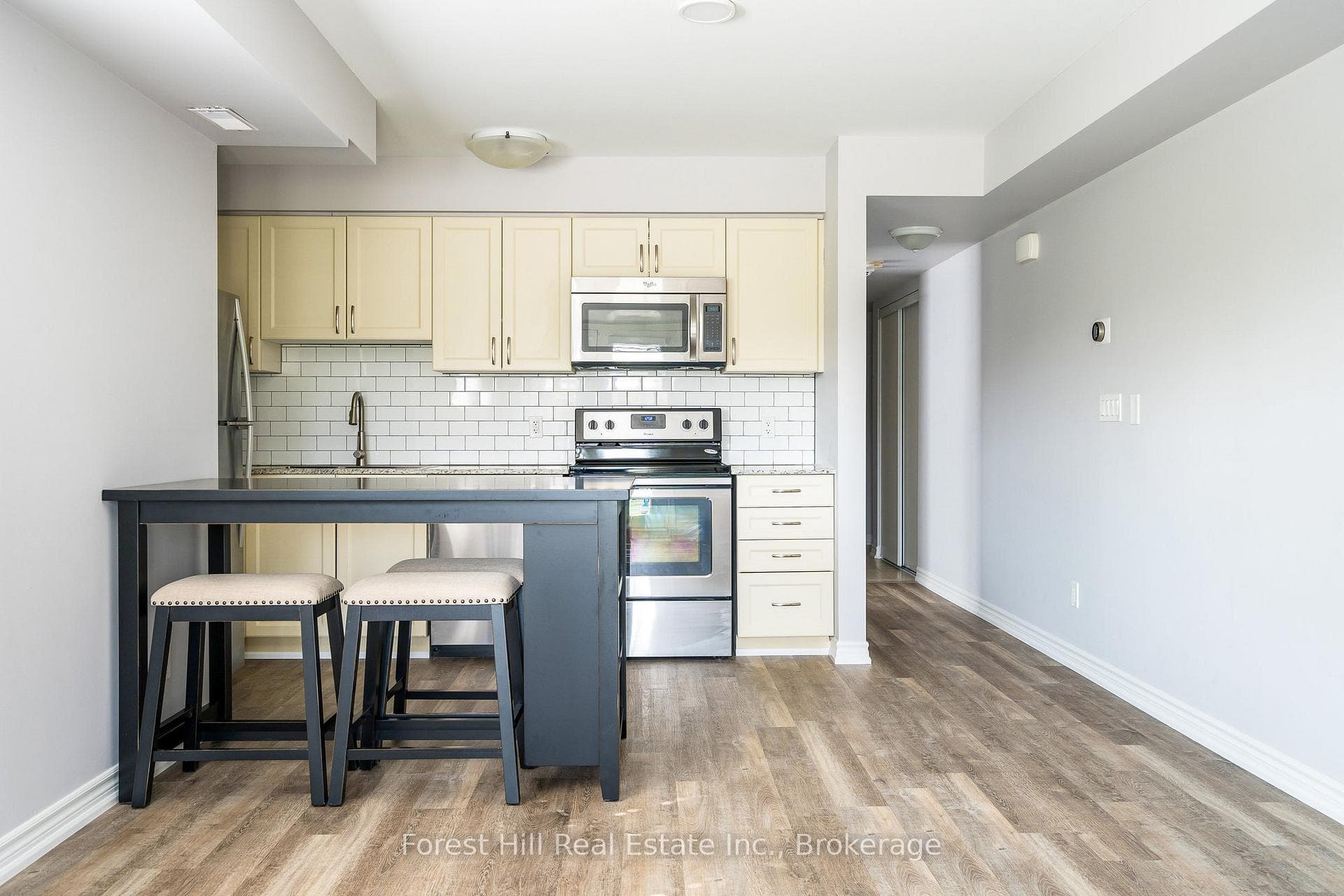2 ANCHORAGE Crescent Unit 108 photo 14