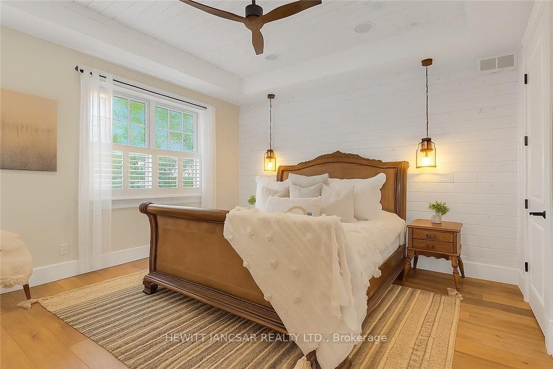 140 Baird Street photo 13