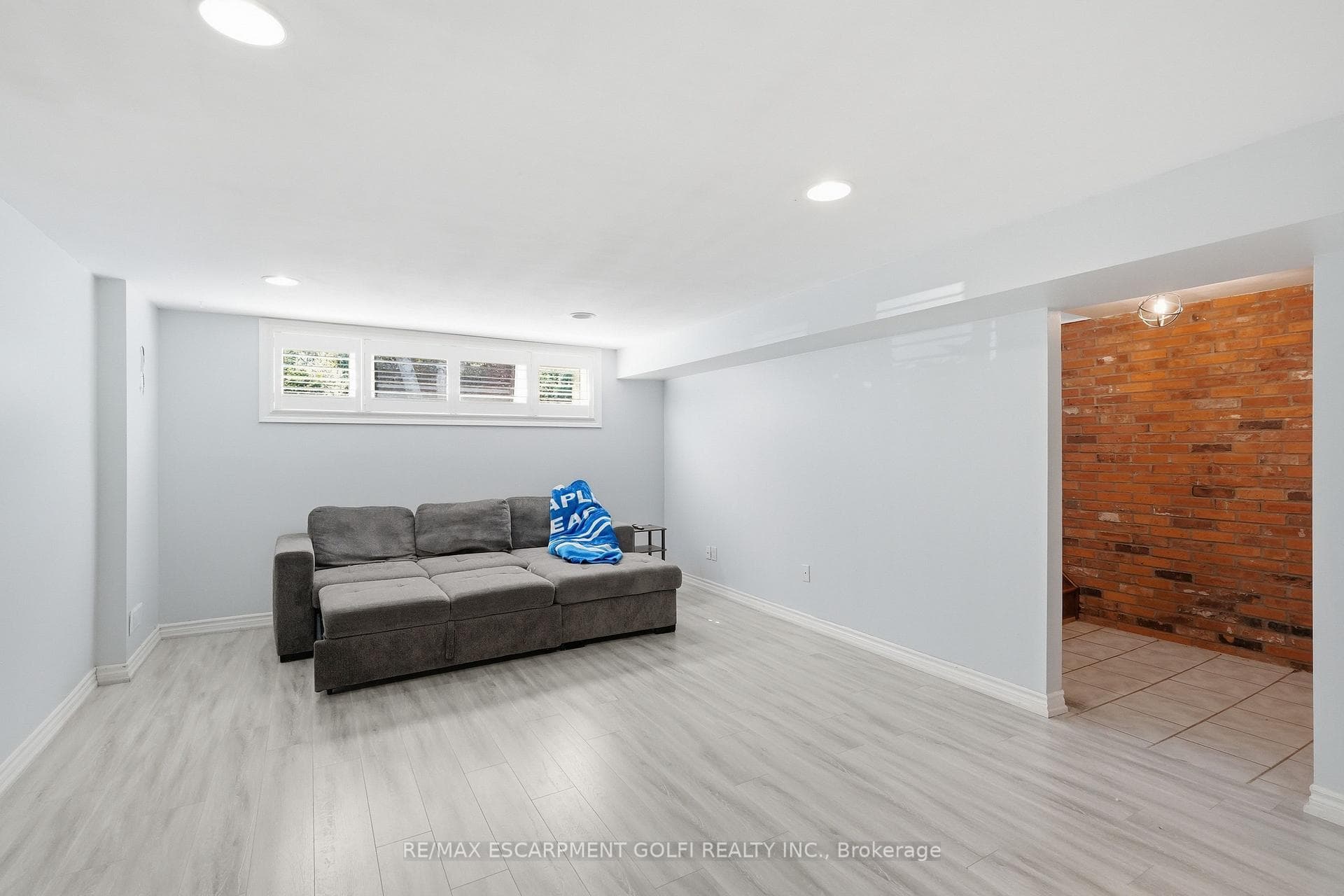 33 Debora Drive photo 20