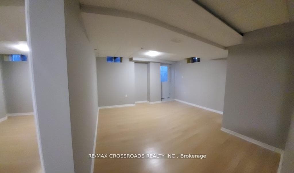 22 Goya Crescent photo 9