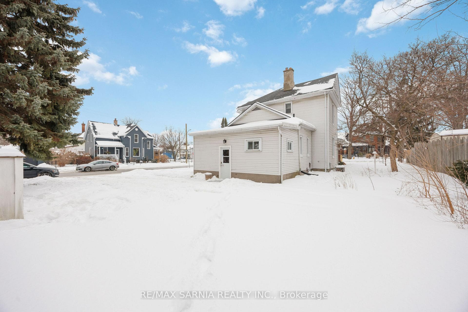 216 Vidal Street photo 42