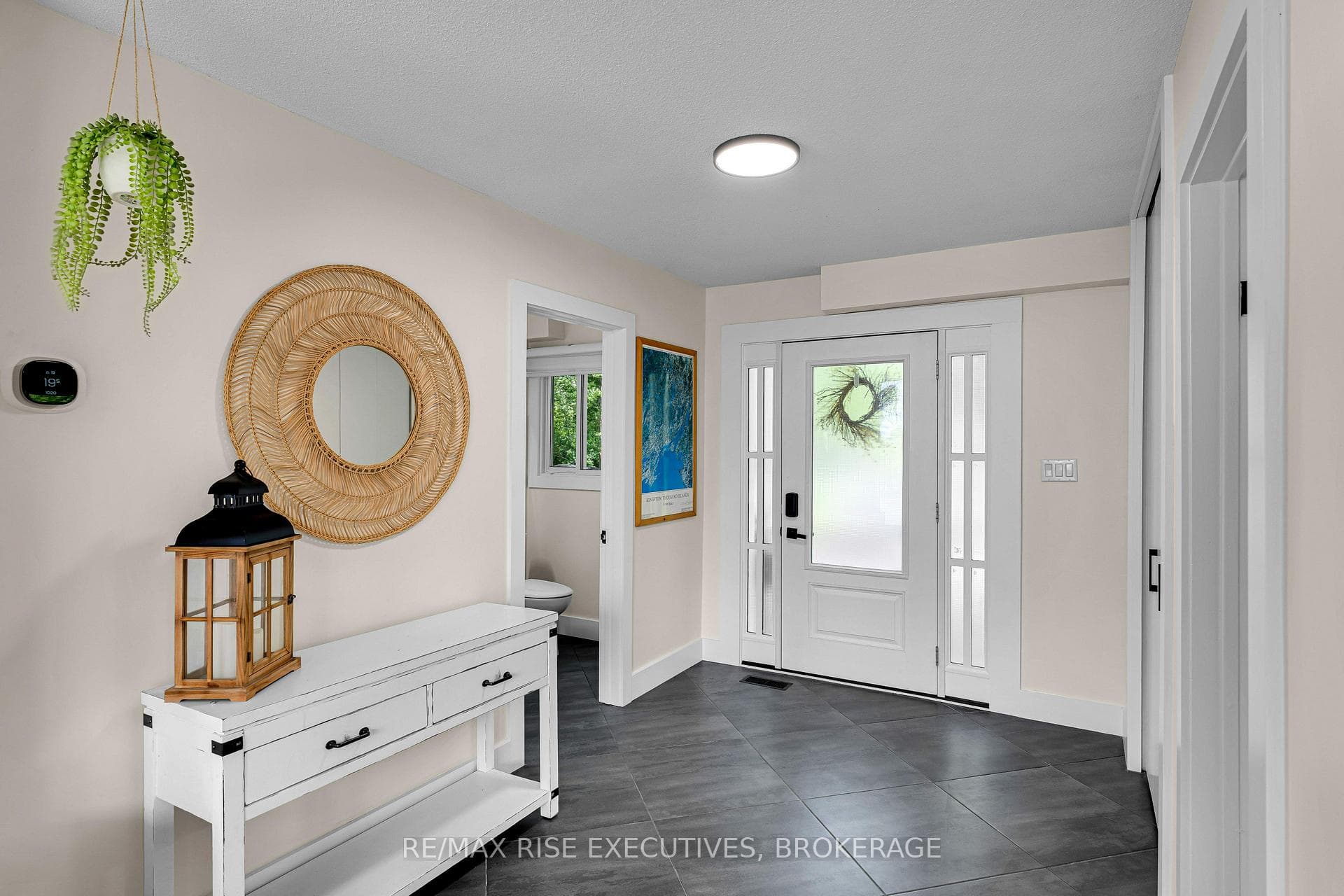 1520 Shore Road photo 8