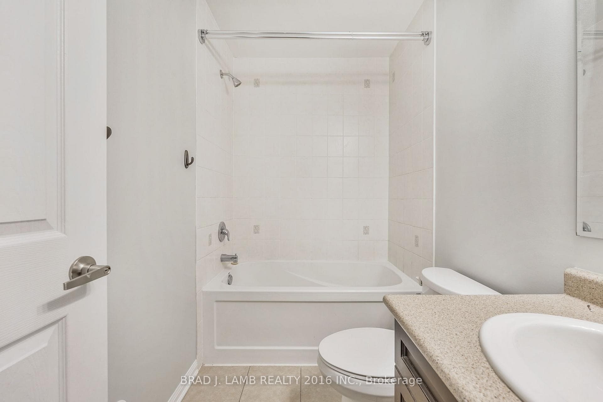 930 Nadalin Heights photo 34
