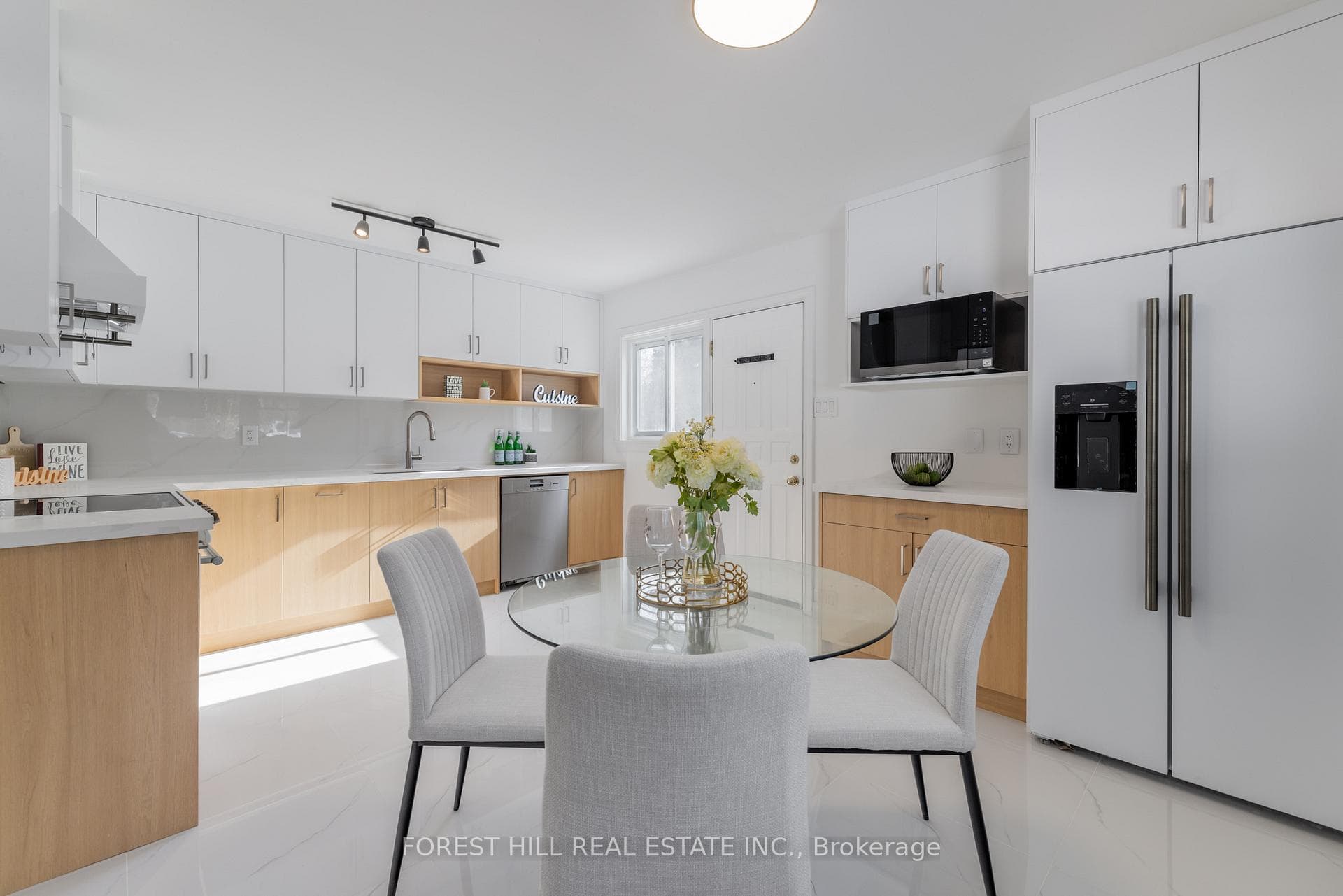 37 Farmcote Road photo 13