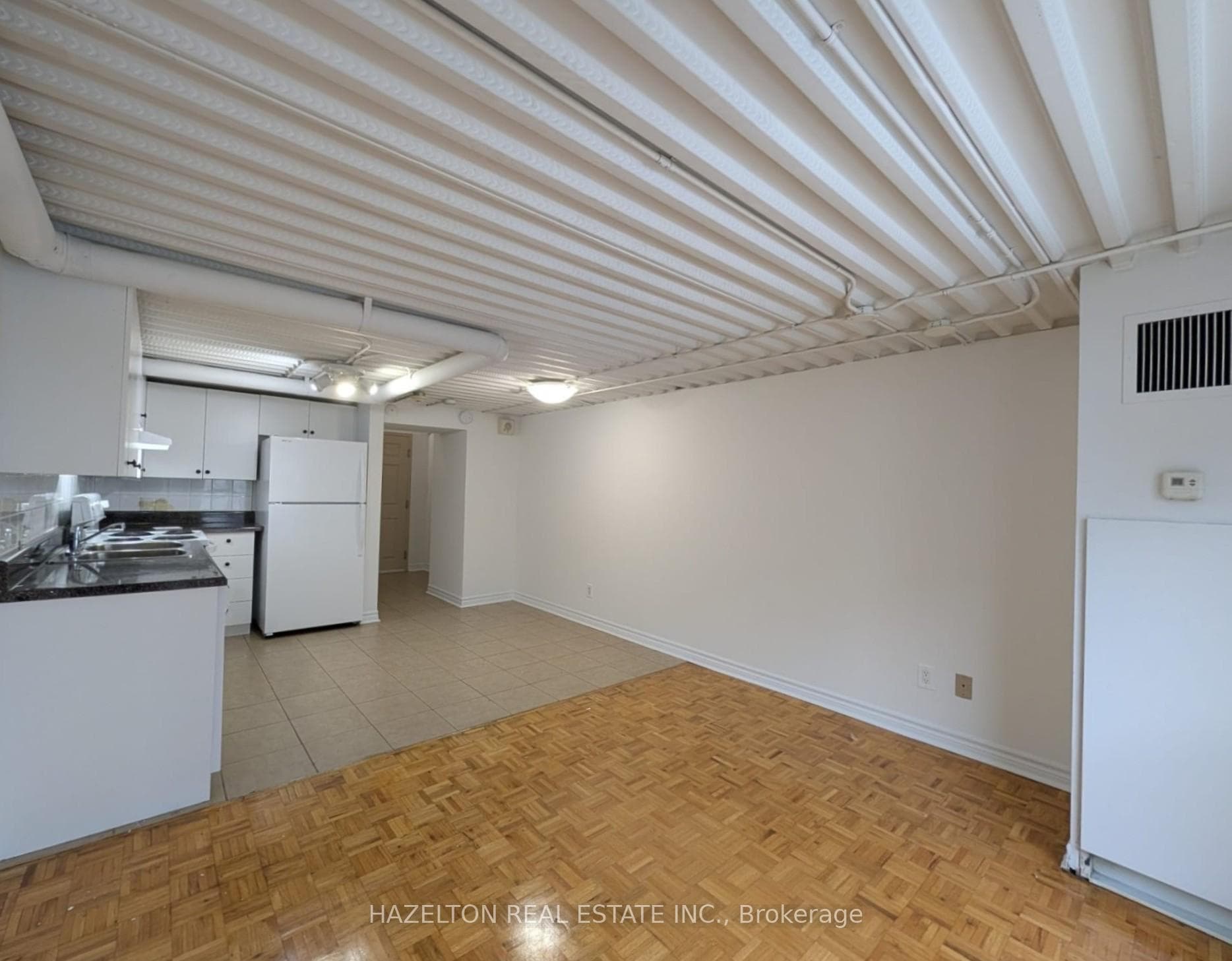 806 Lansdowne Avenue Unit 505 photo 9
