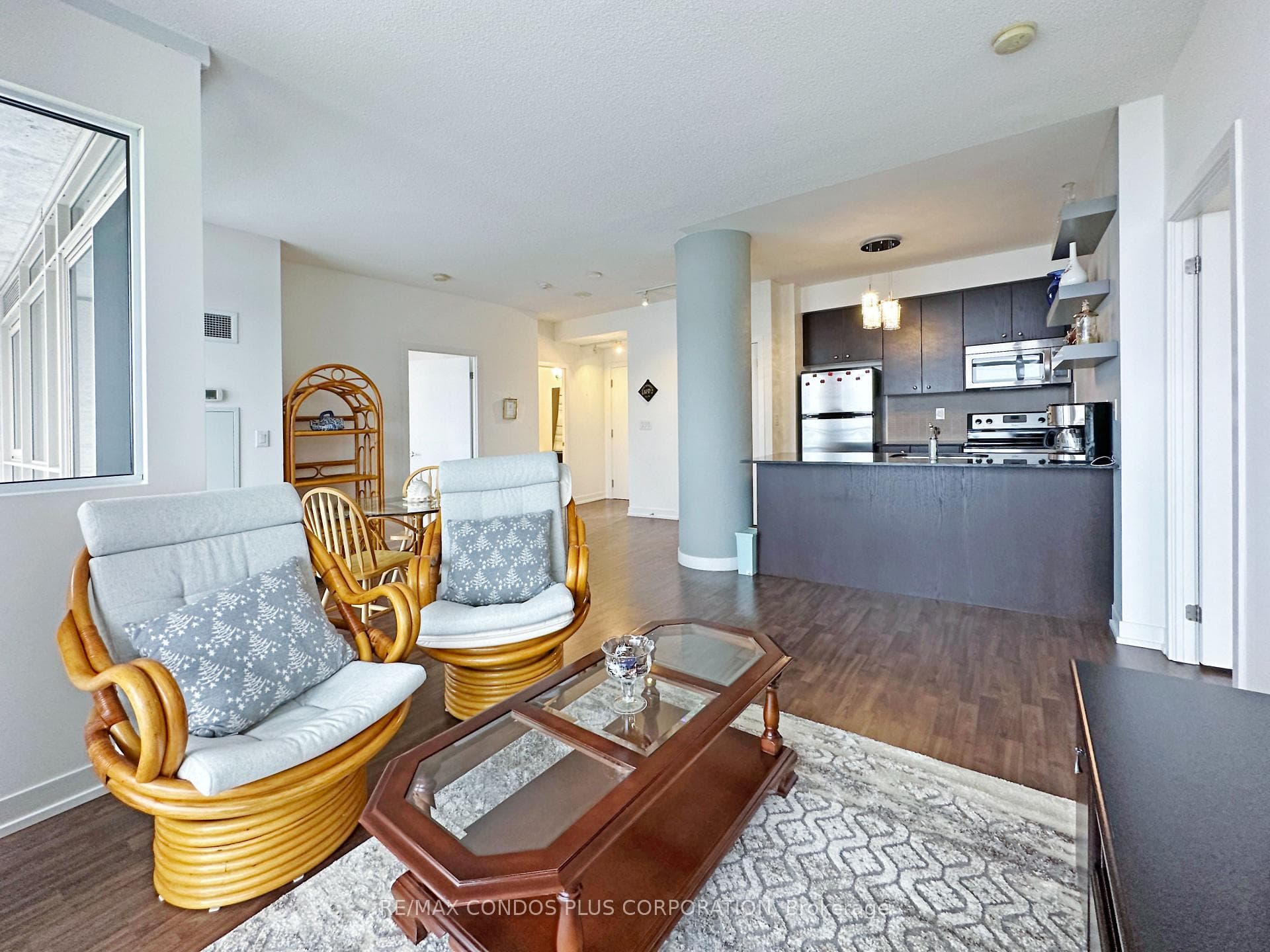 5101 Dundas Street Unit 908 photo 19