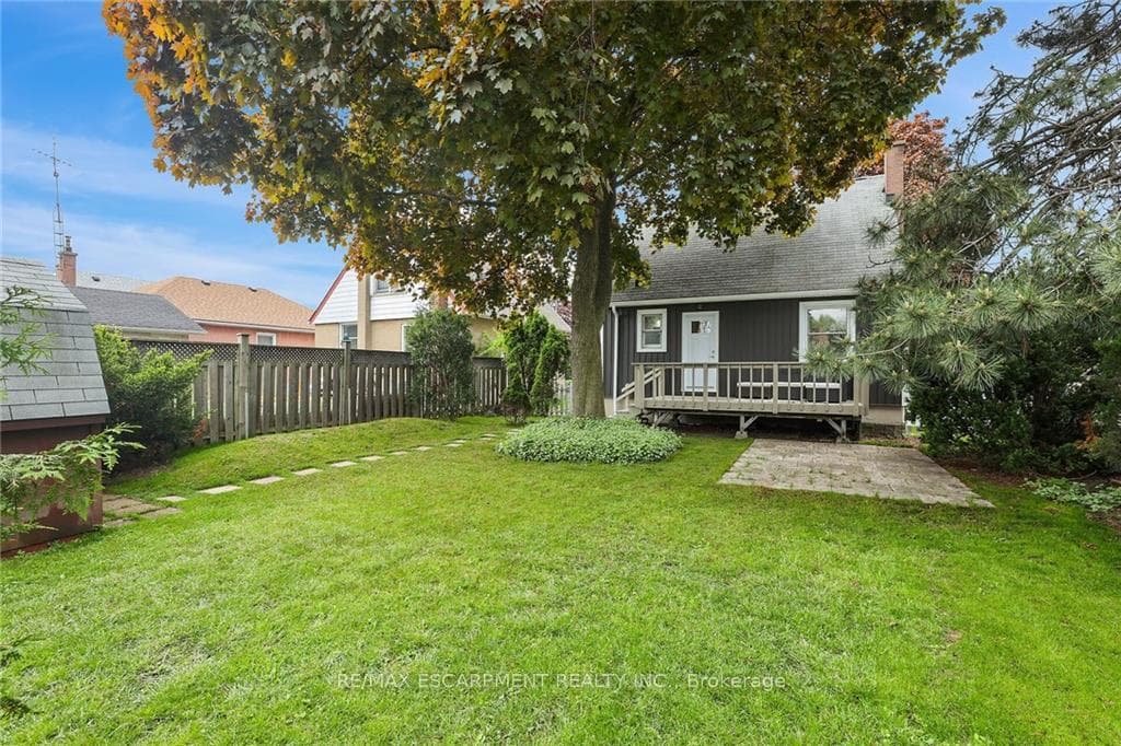 157 East 43rd Street photo 32