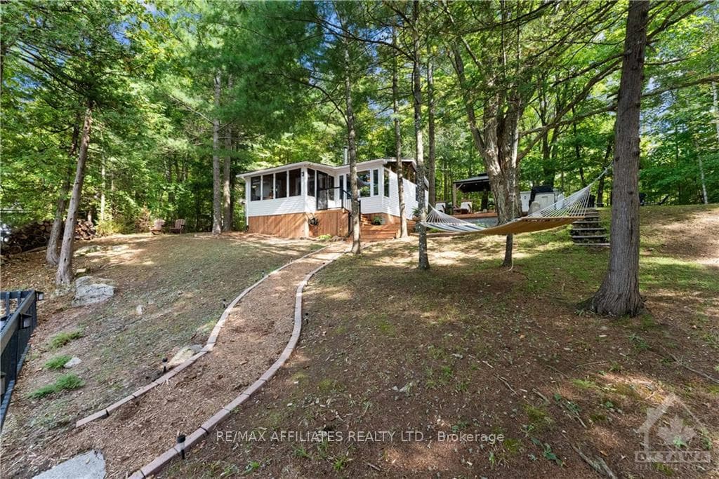 518 SLEEPY HOLLOW Road photo 23