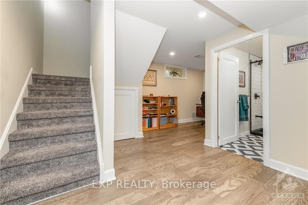 1478 PORTAL Street photo 18