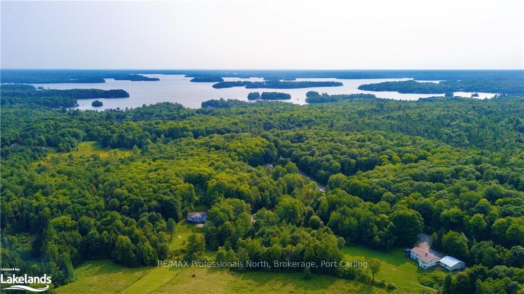 1138 HEWLITT Road photo 5