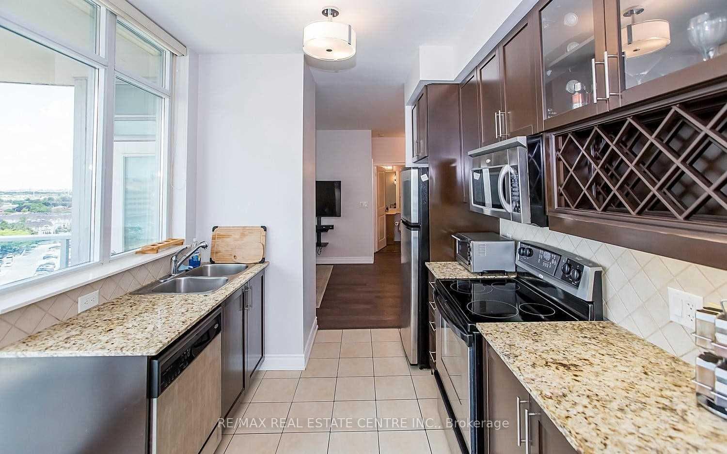 80 Absolute Avenue Unit 1209 photo 10