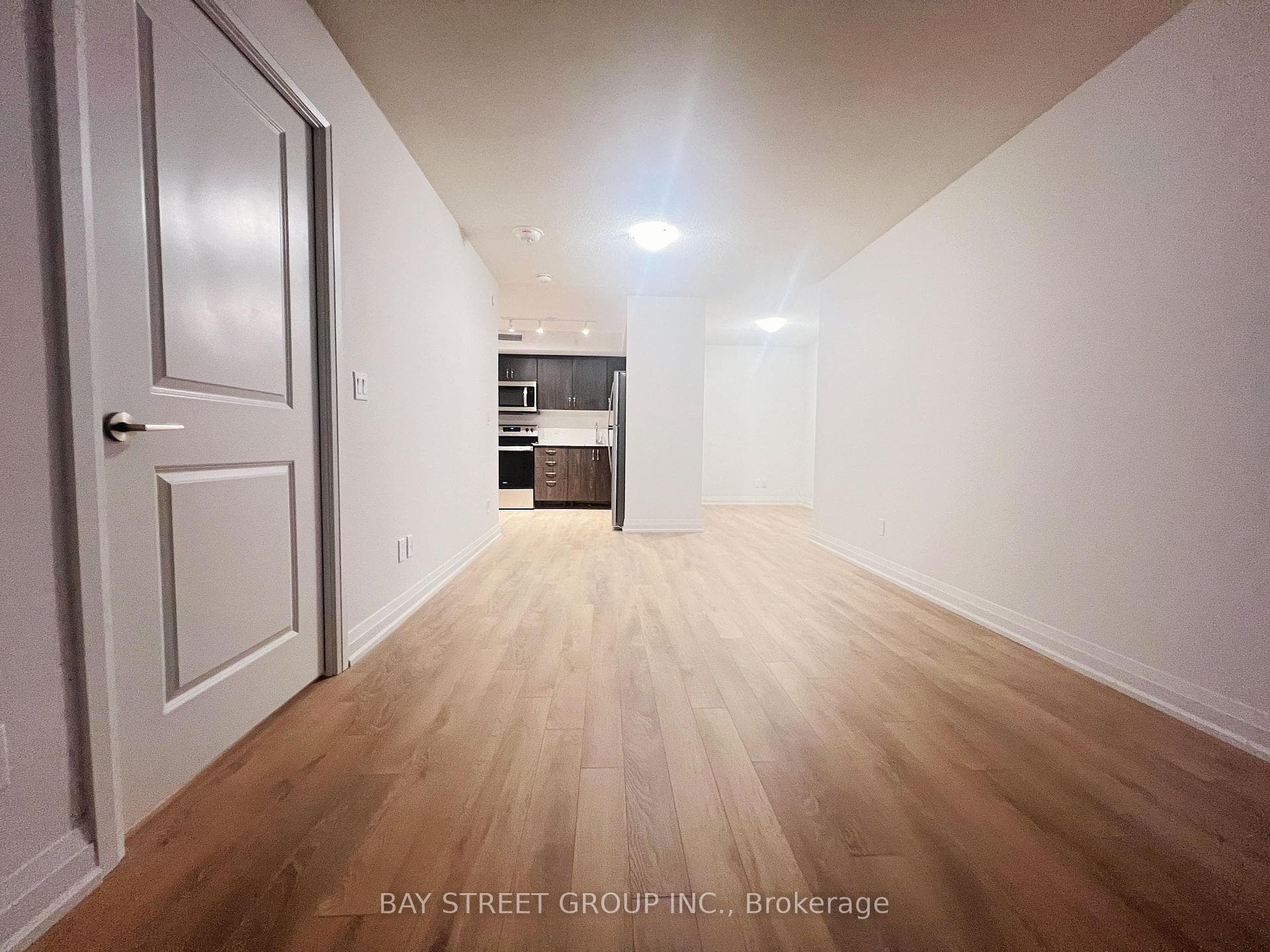 20 Meadowglen Place Unit 1705 photo 14
