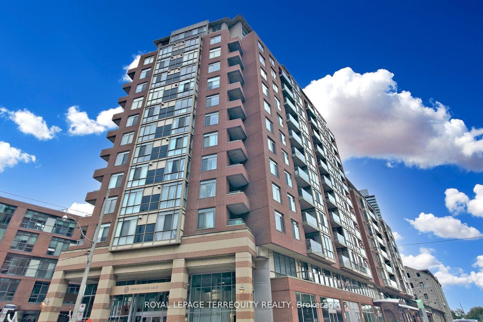 39 Parliament Street Unit PH1 photo 1
