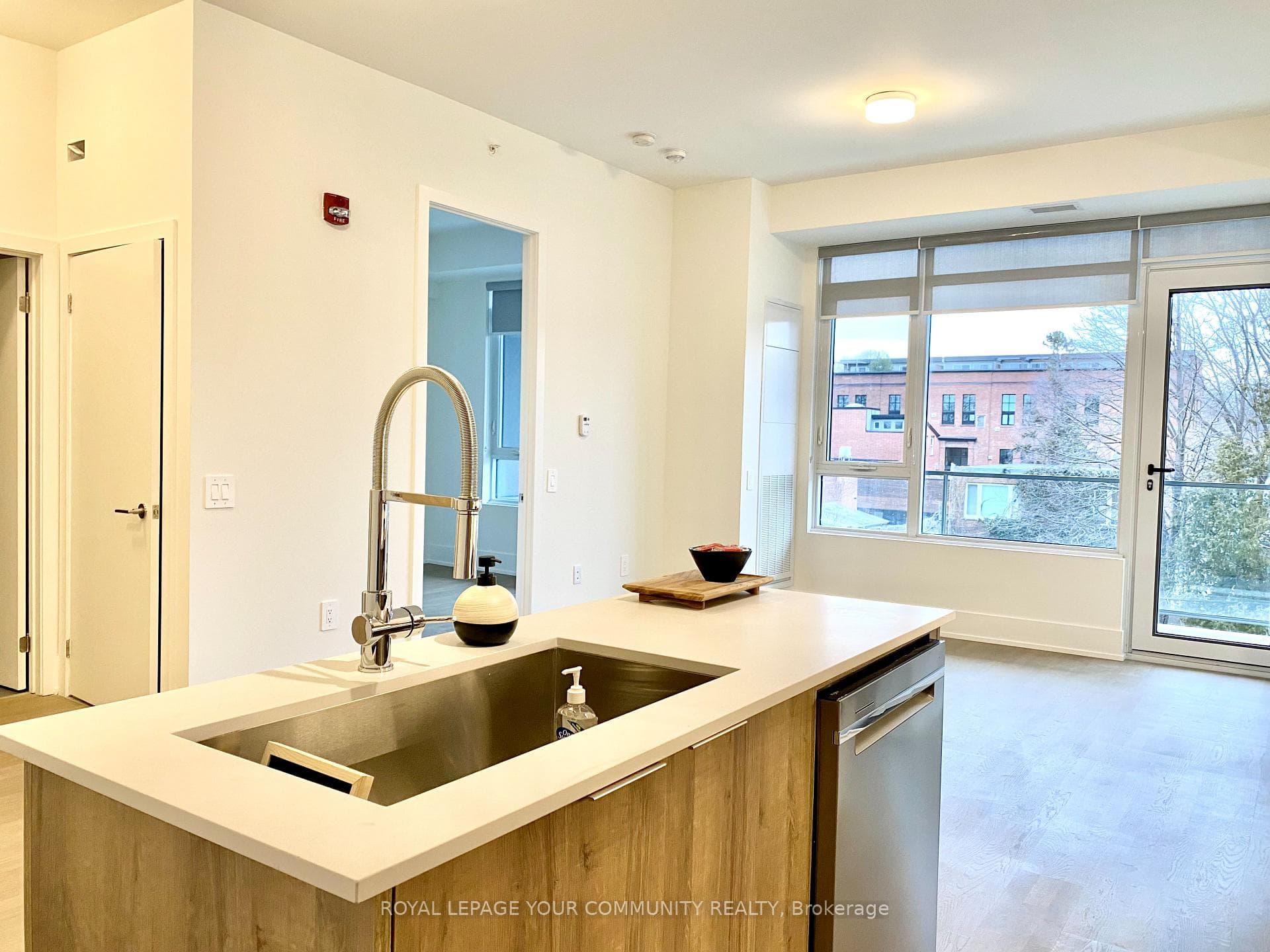 495 Logan Avenue Unit 308 photo 5