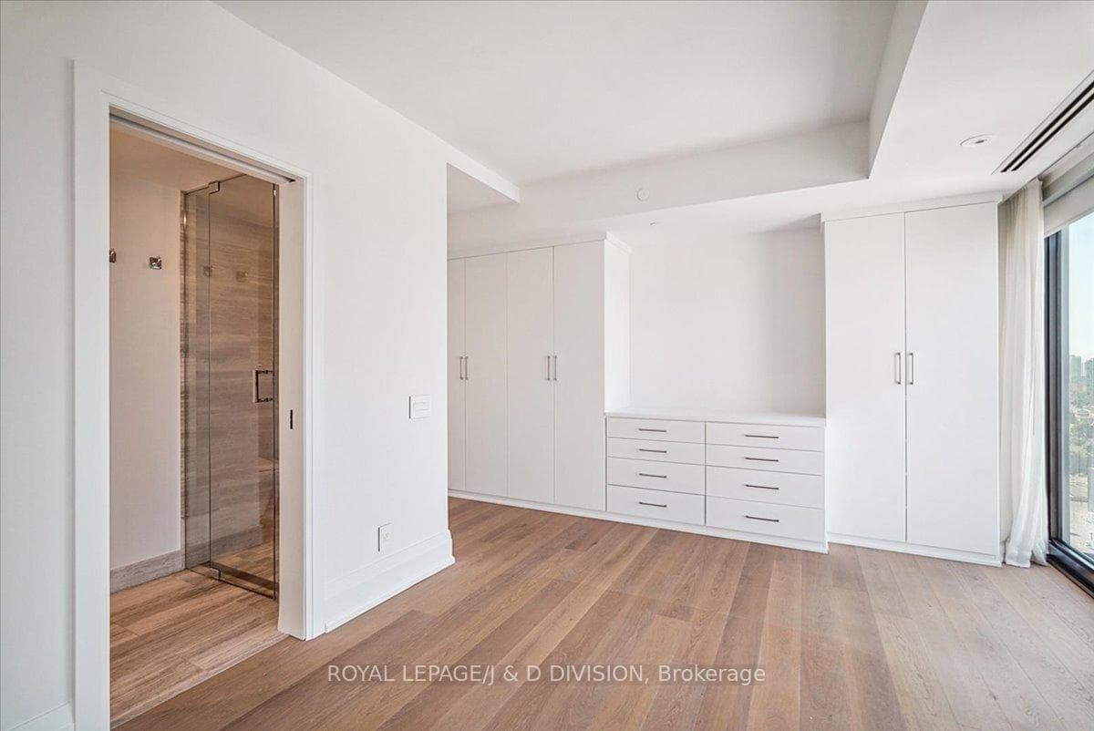 200 Cumberland Street Unit 2805 photo 22
