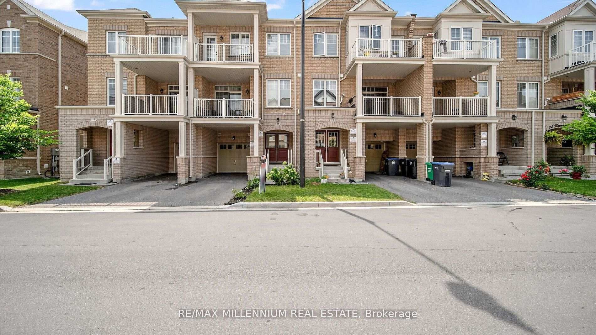 16 Haymarket Drive photo 2
