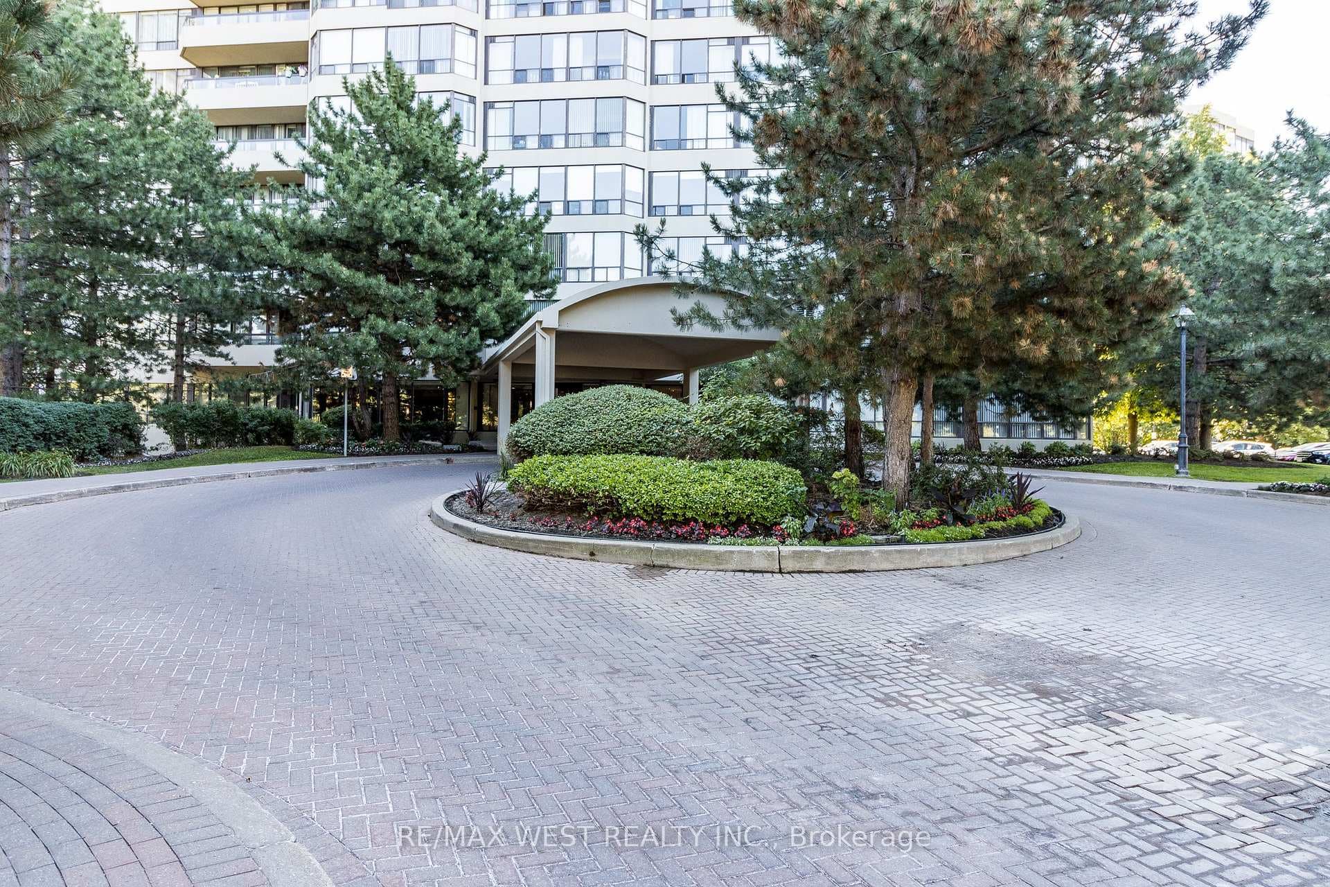 24 Hanover Road Unit 1509 photo 2