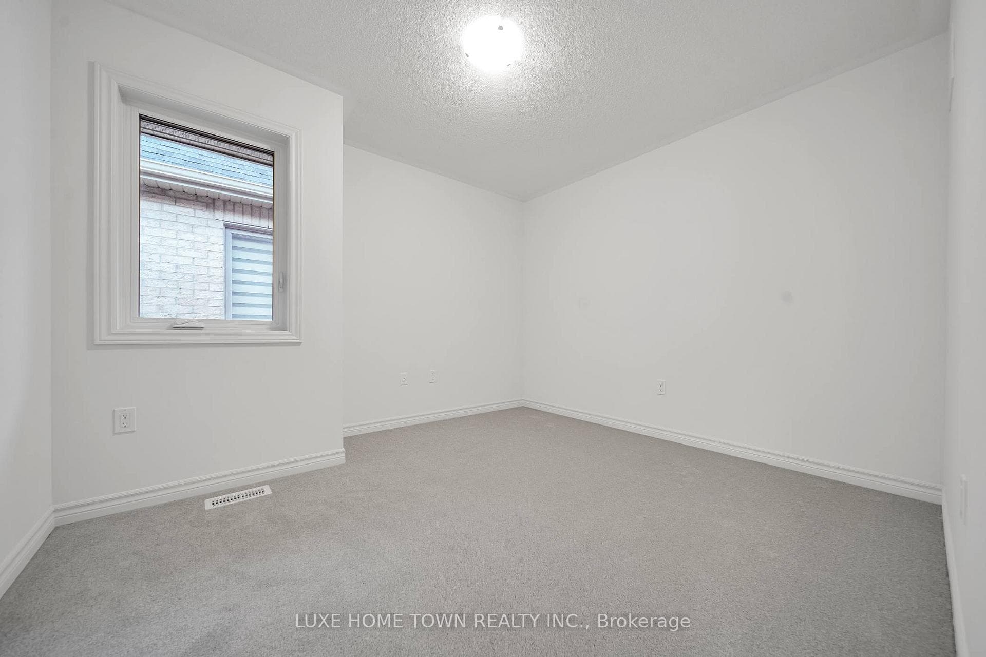 63 Spicer Street photo 34