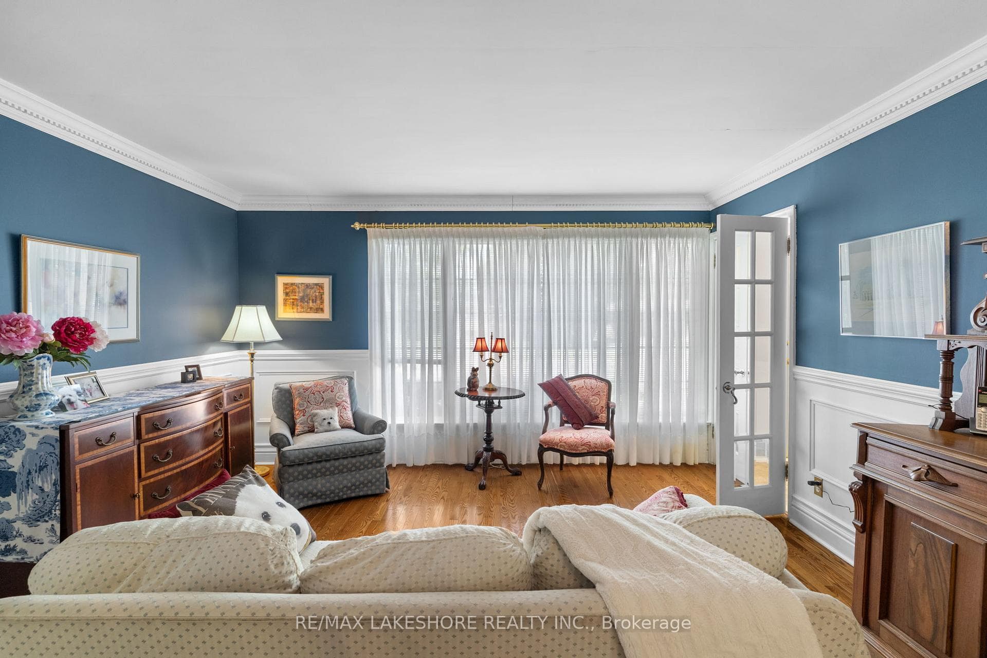 48 Coverdale Avenue photo 4