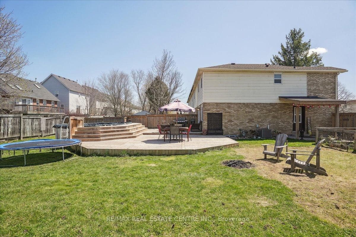4 DANVILLE Avenue photo 30