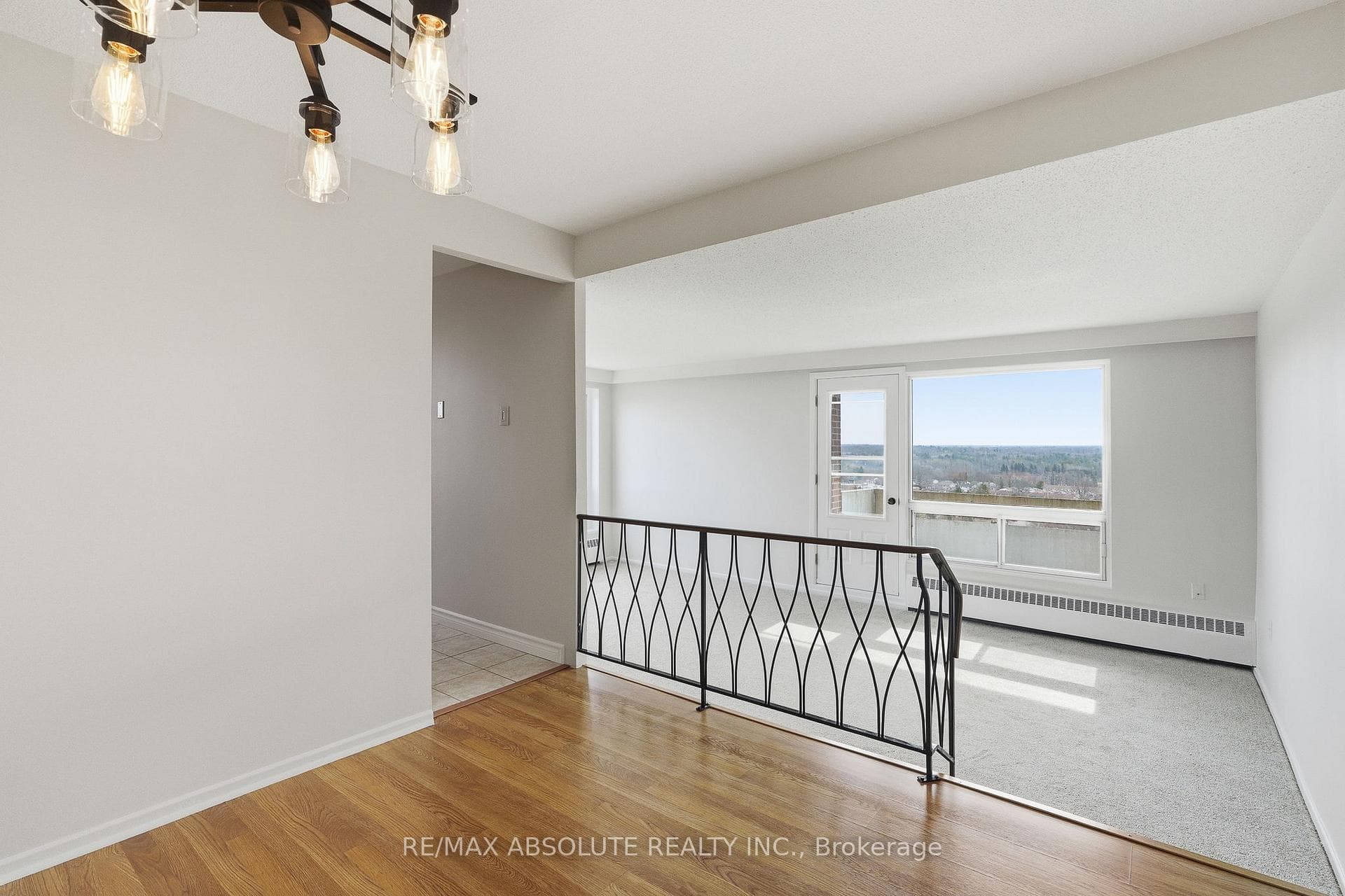 915 Elmsmere Road Unit 1010 photo 8