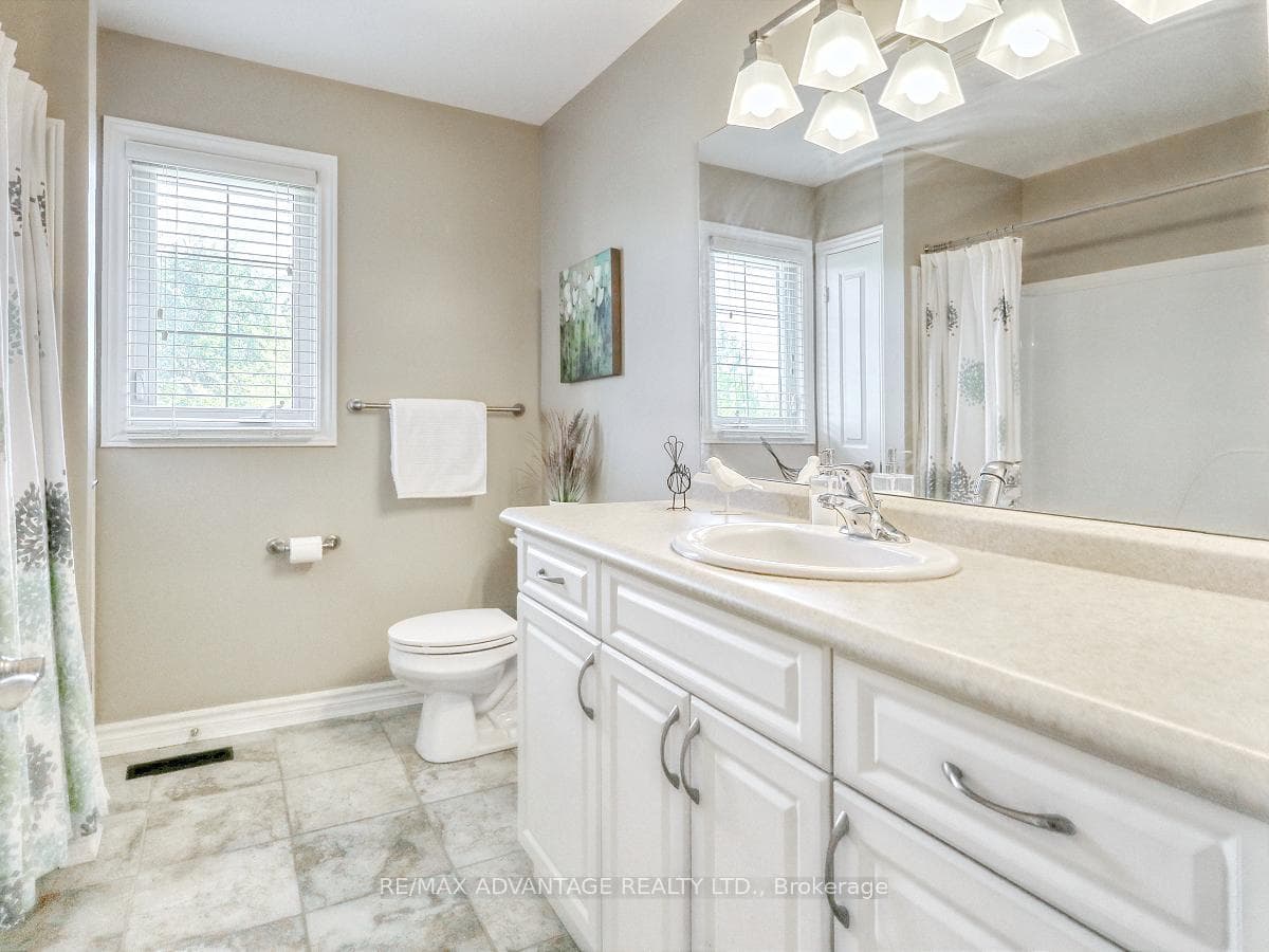 1516 Coronation Drive photo 28
