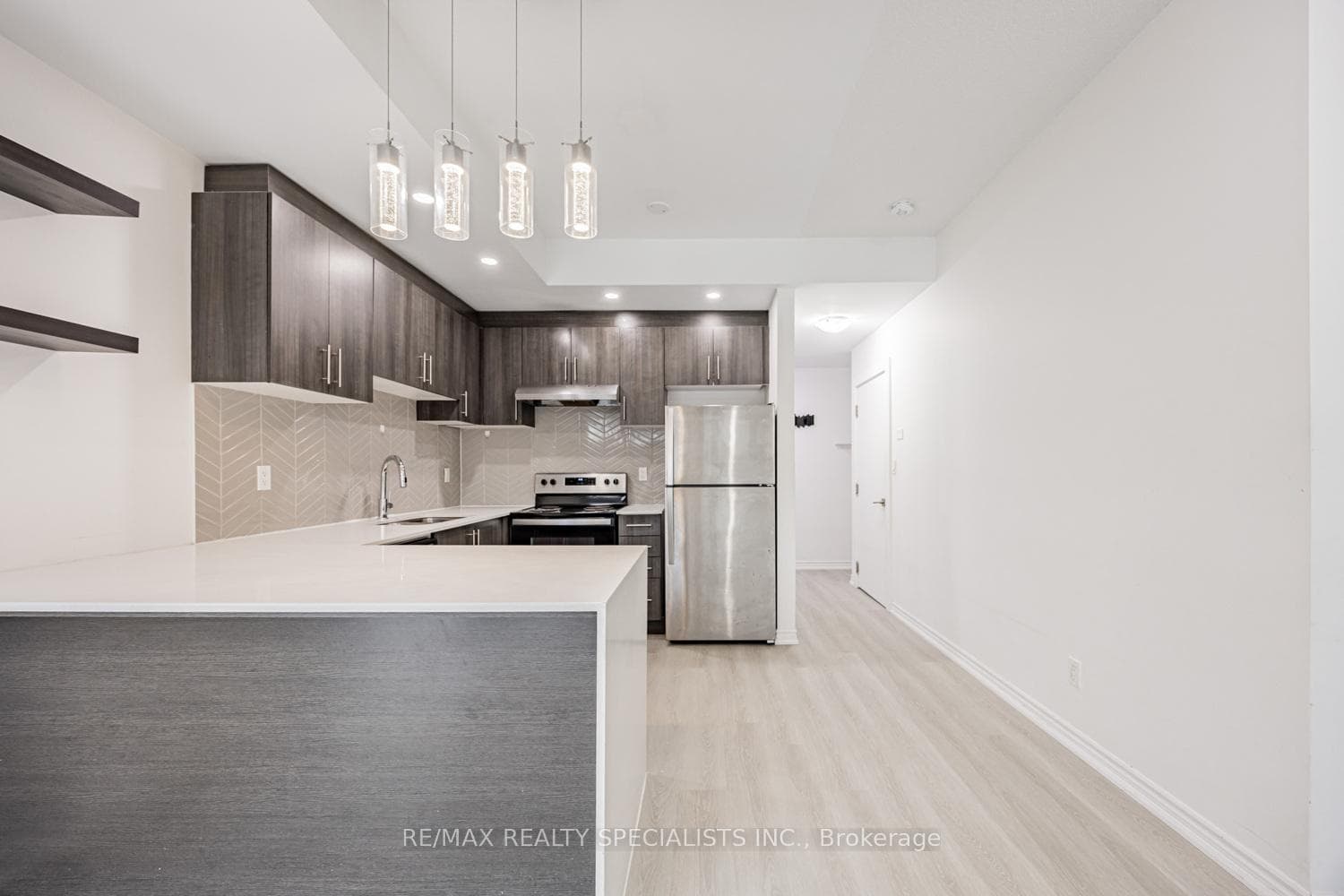 13 Falaise Road Unit B photo 10