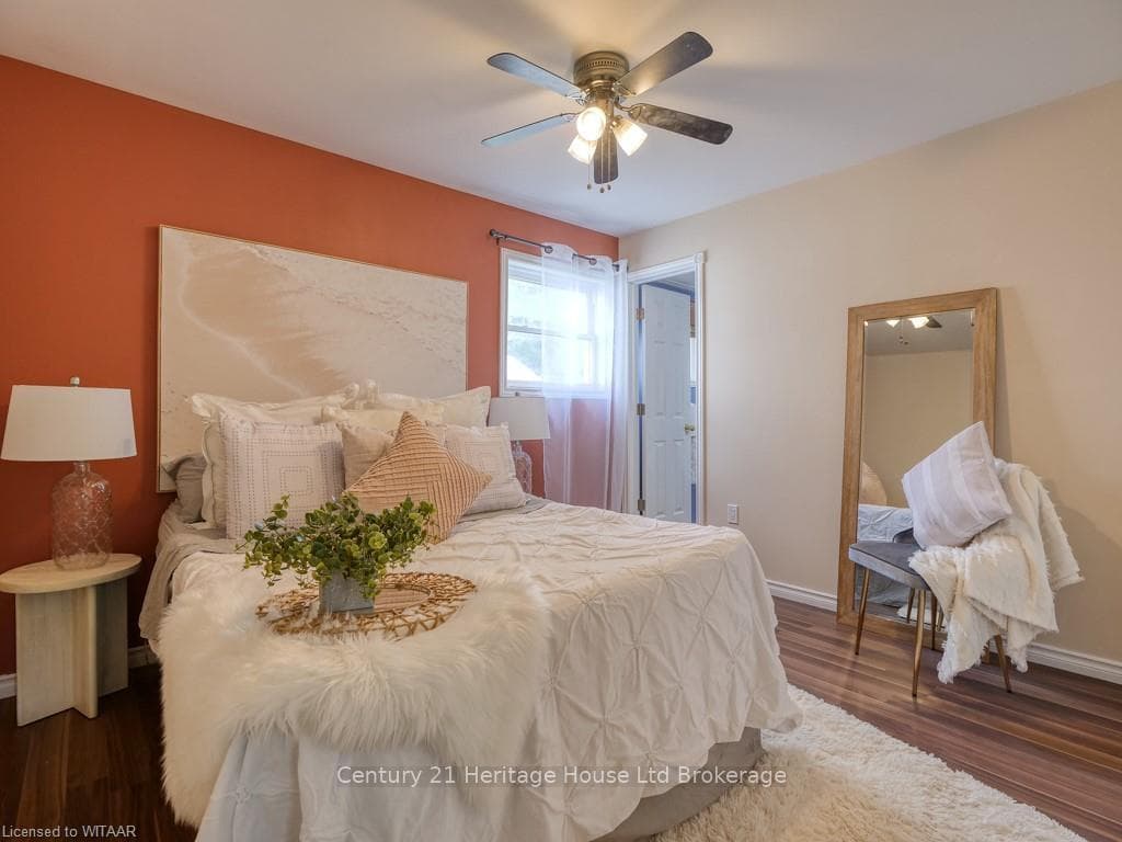 674 HAYBALL Street photo 15